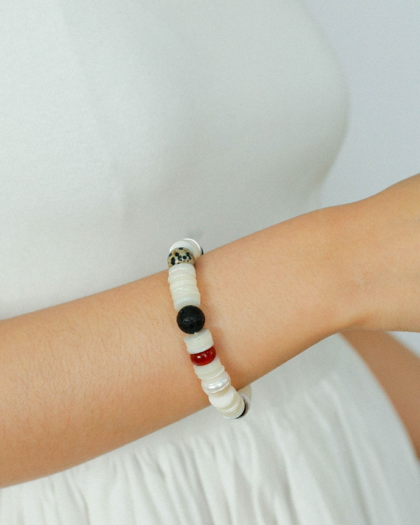 Gold_Ocean_Pebble_Bracelet_2