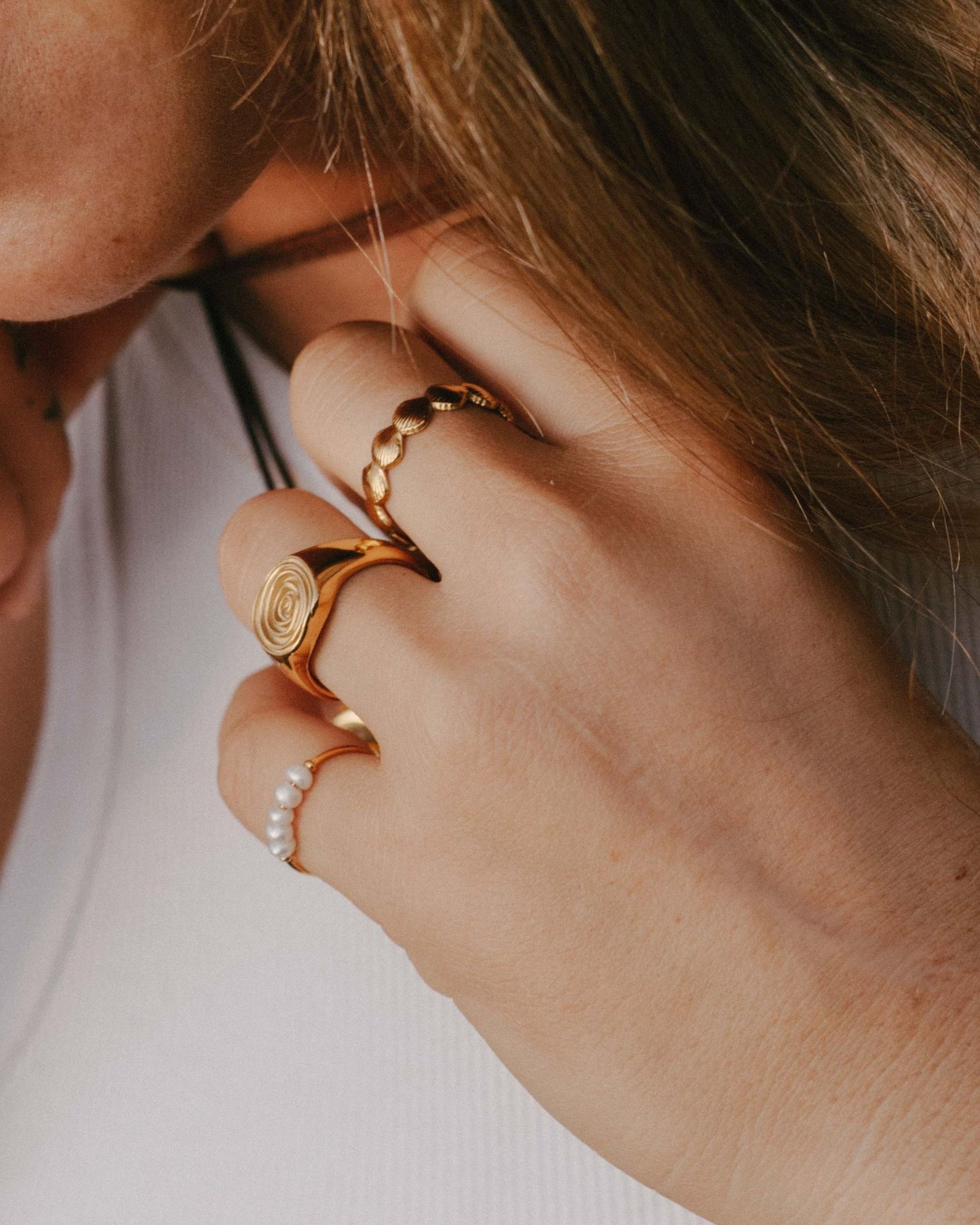 Gold Oceana Shell Ring