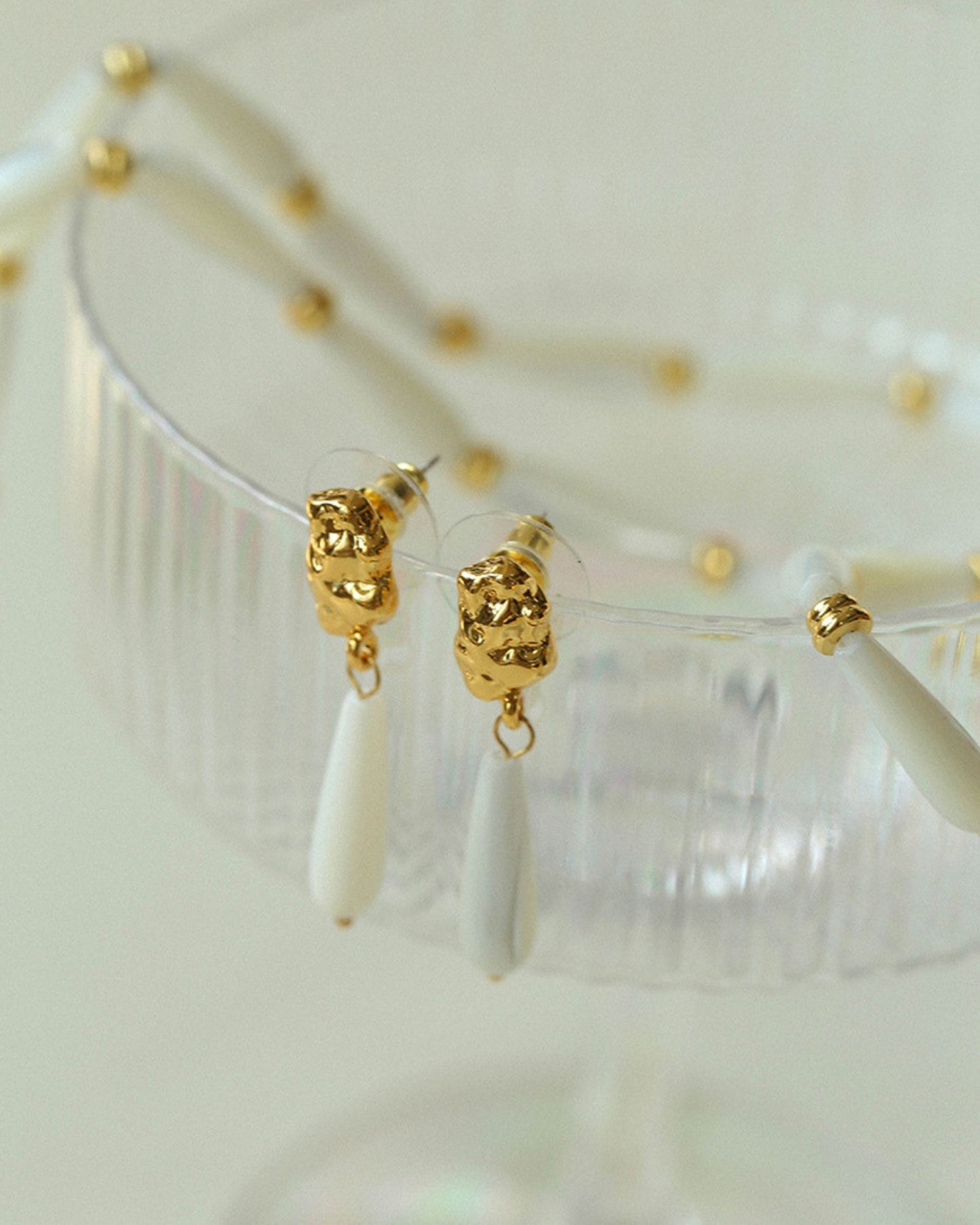 Gold_Ondine_Dewdrop_Earrings_3