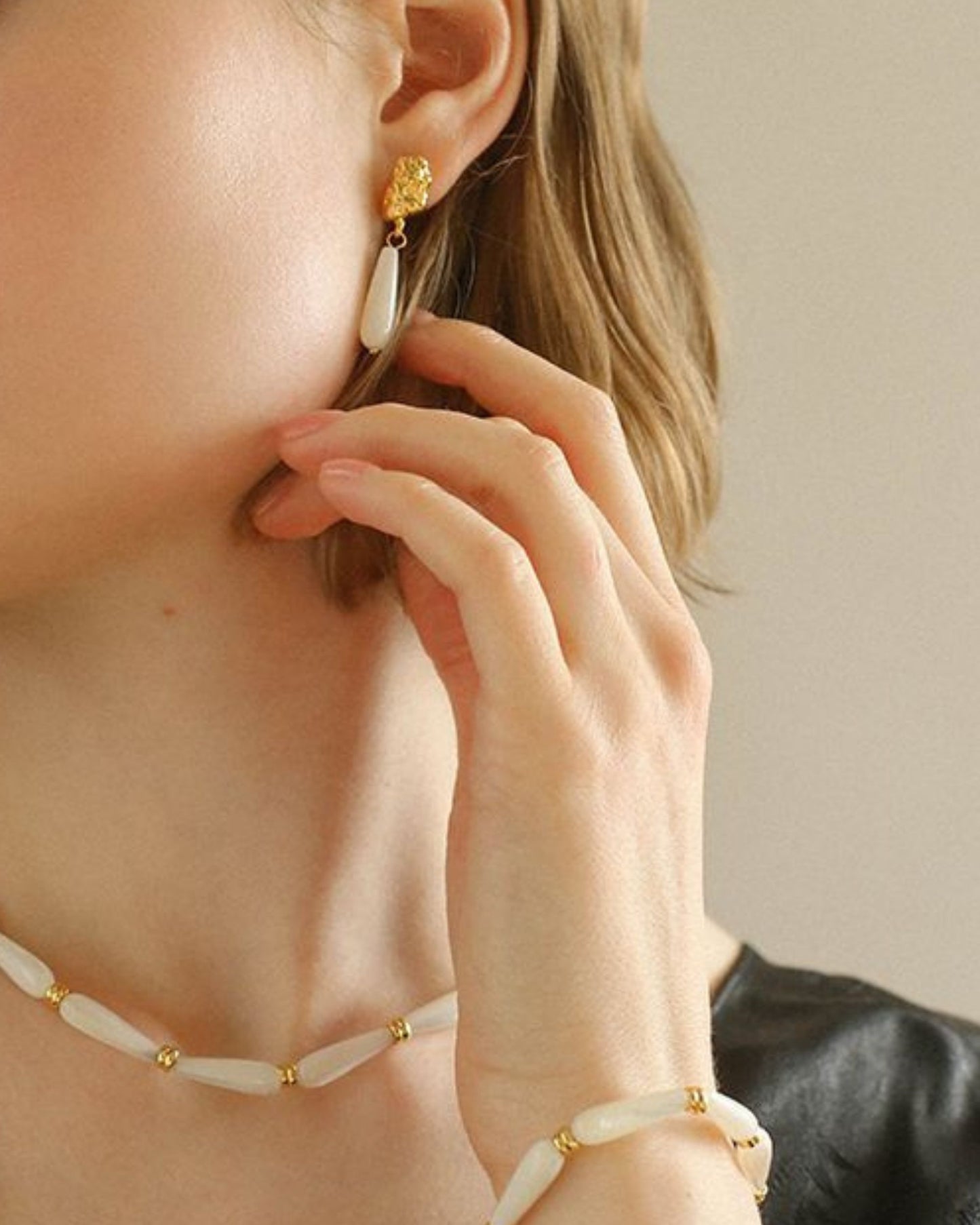Gold_Ondine_Dewdrop_Earrings_4