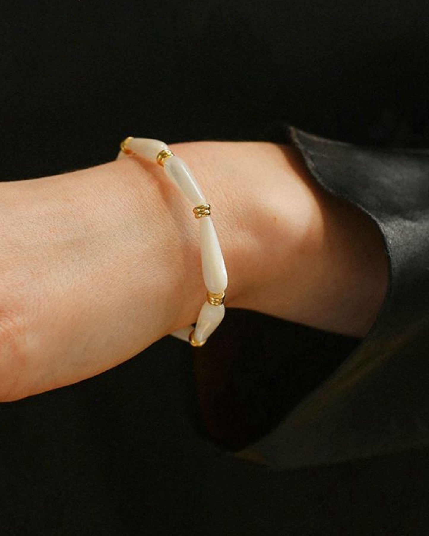 Gold_Ondine_Ripple_Bracelet_2
