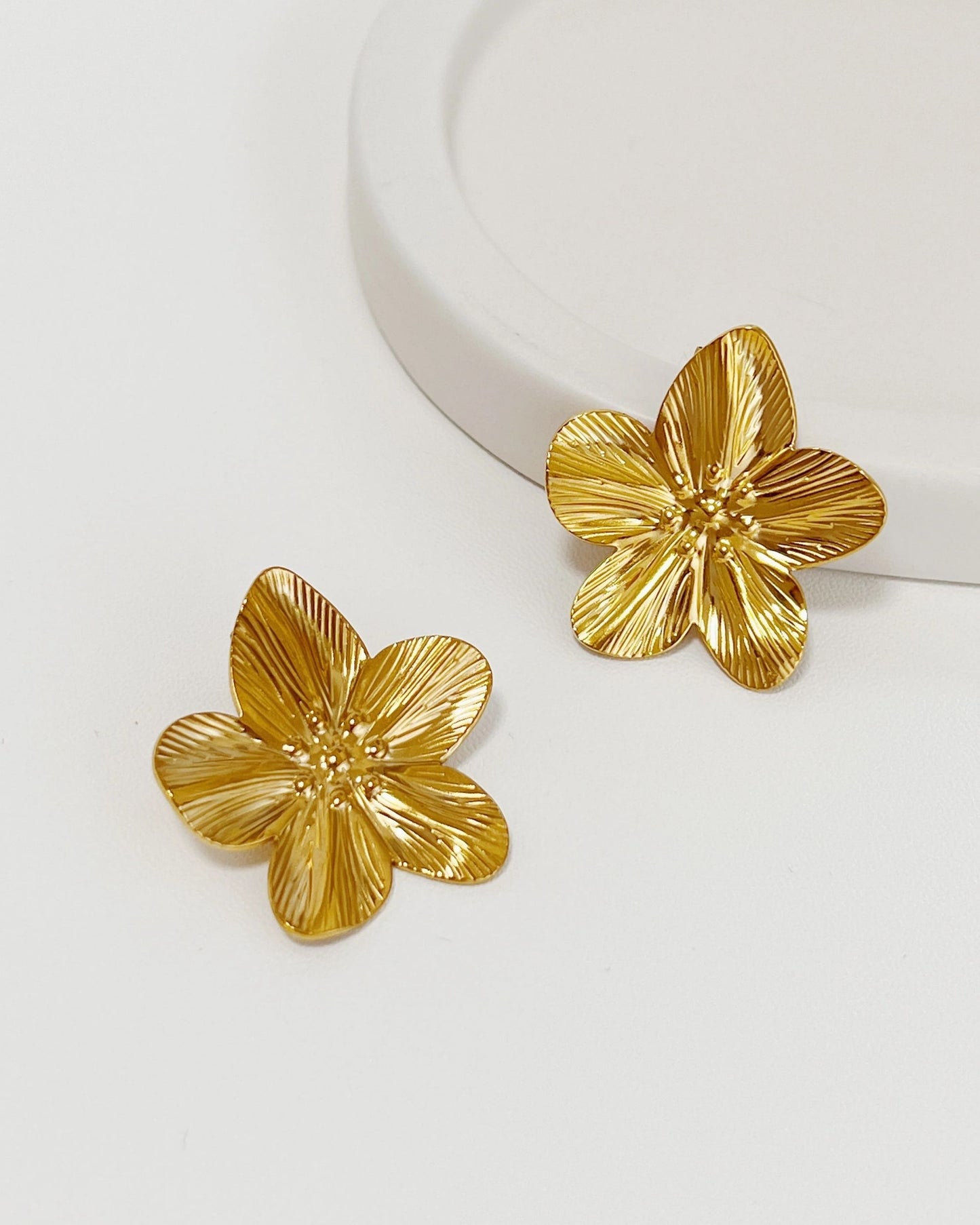 Gold_Petal_Wing_Earrings_9