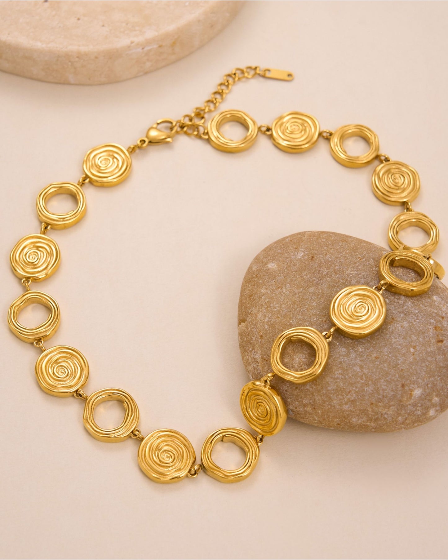 Gold_Riva_Swirl_Necklace_4
