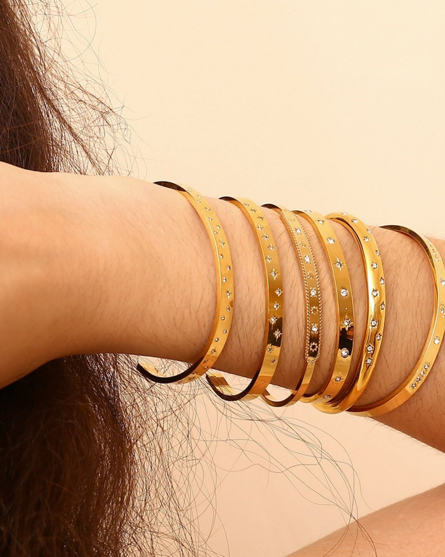 Gold_Silent_Starfield_Bangle_2