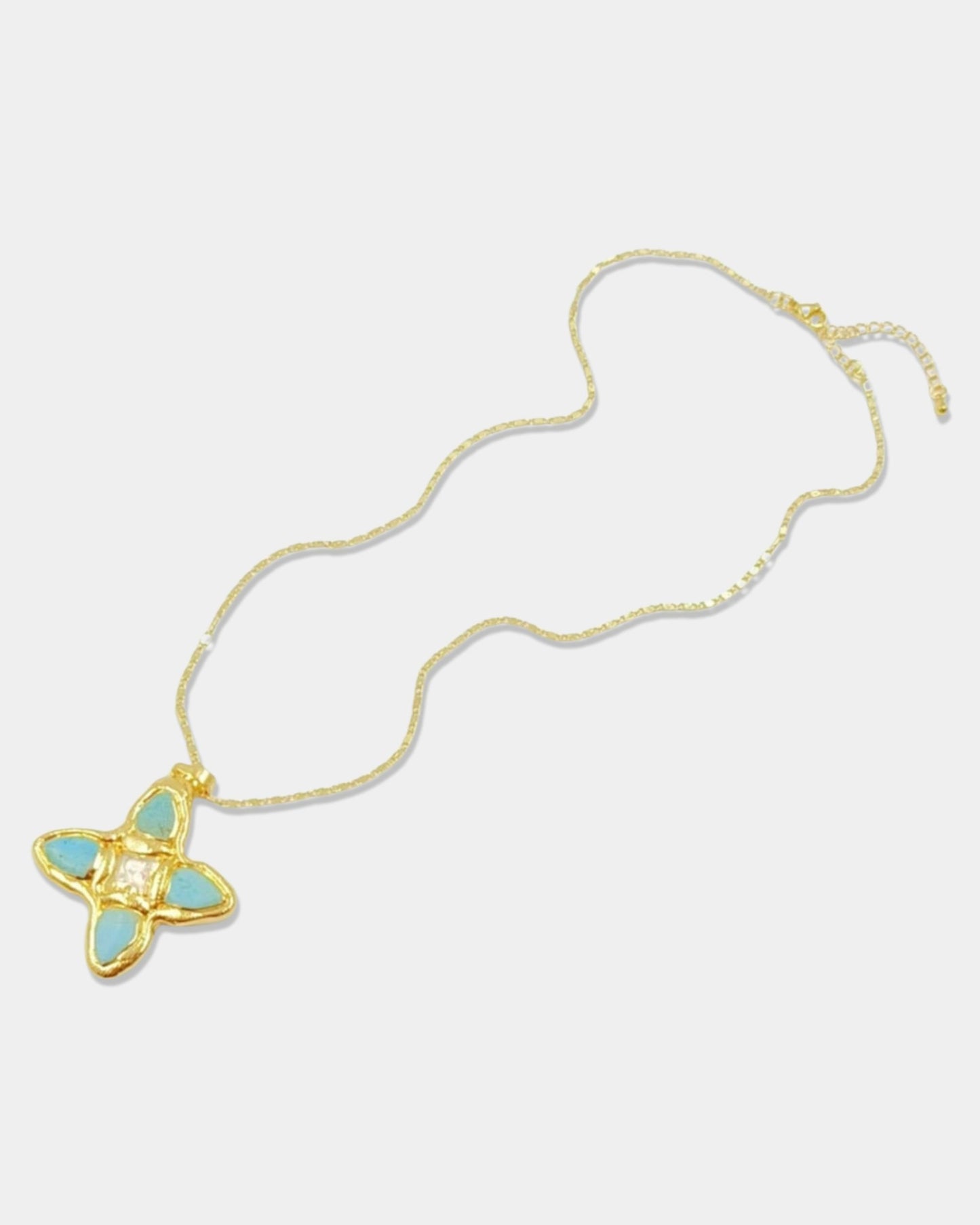 Gold_Solterra_Cross_Necklace_5