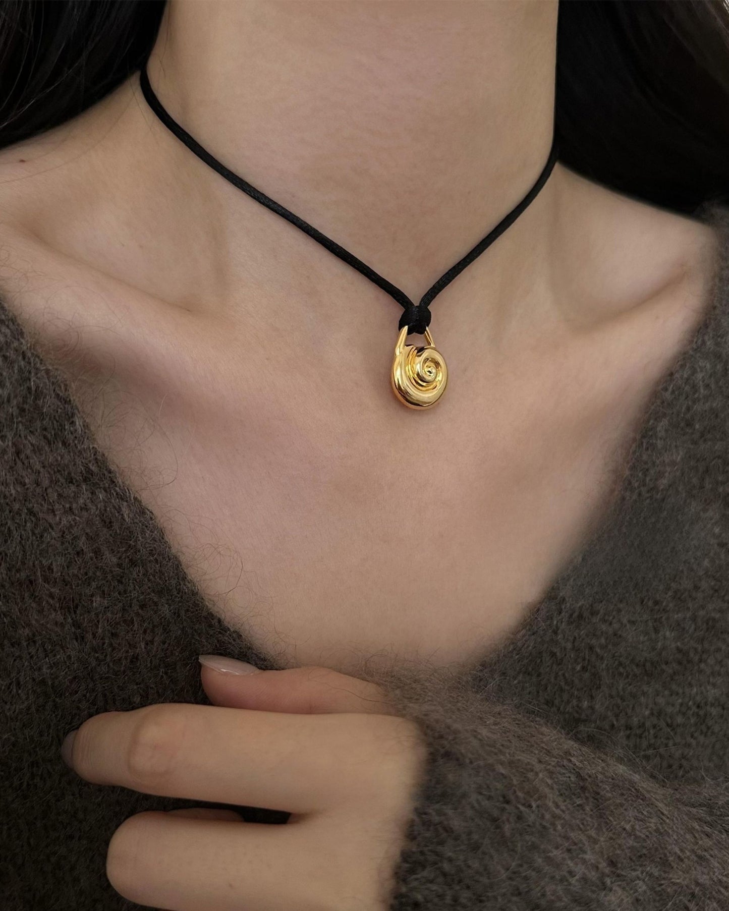 Gold_Spirit_Spiral_Necklace_3