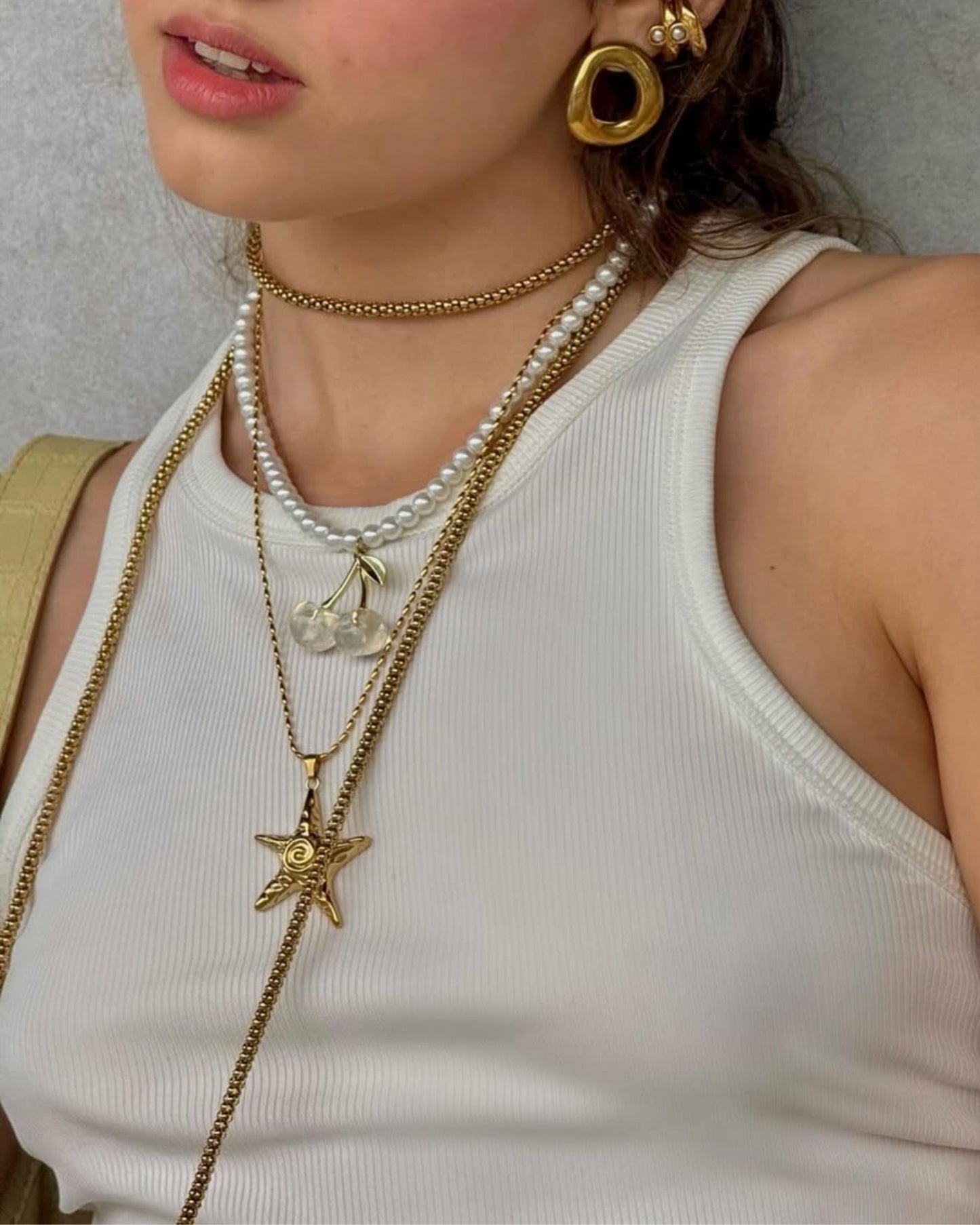 Gold_Starfish_Whirl_Necklace_3