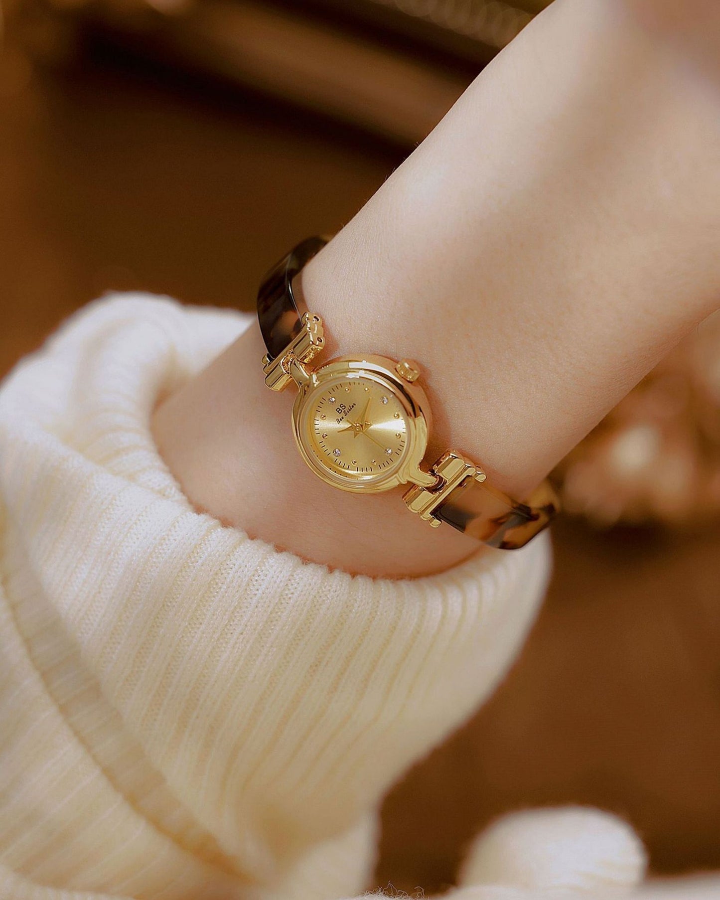 Gold_Tortoise_Shell_Chain_Watch_Bracelet_2