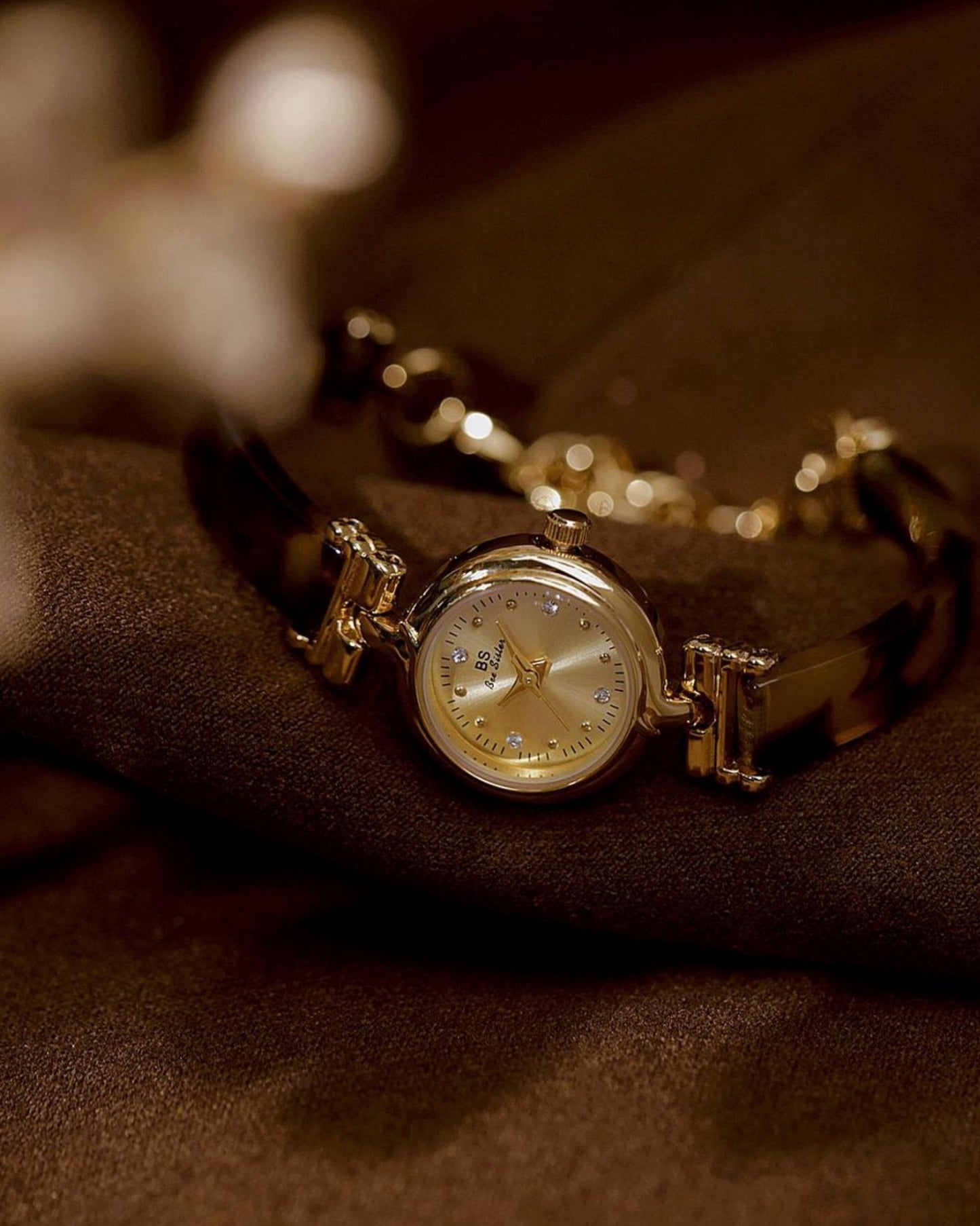 Gold_Tortoise_Shell_Chain_Watch_Bracelet_3