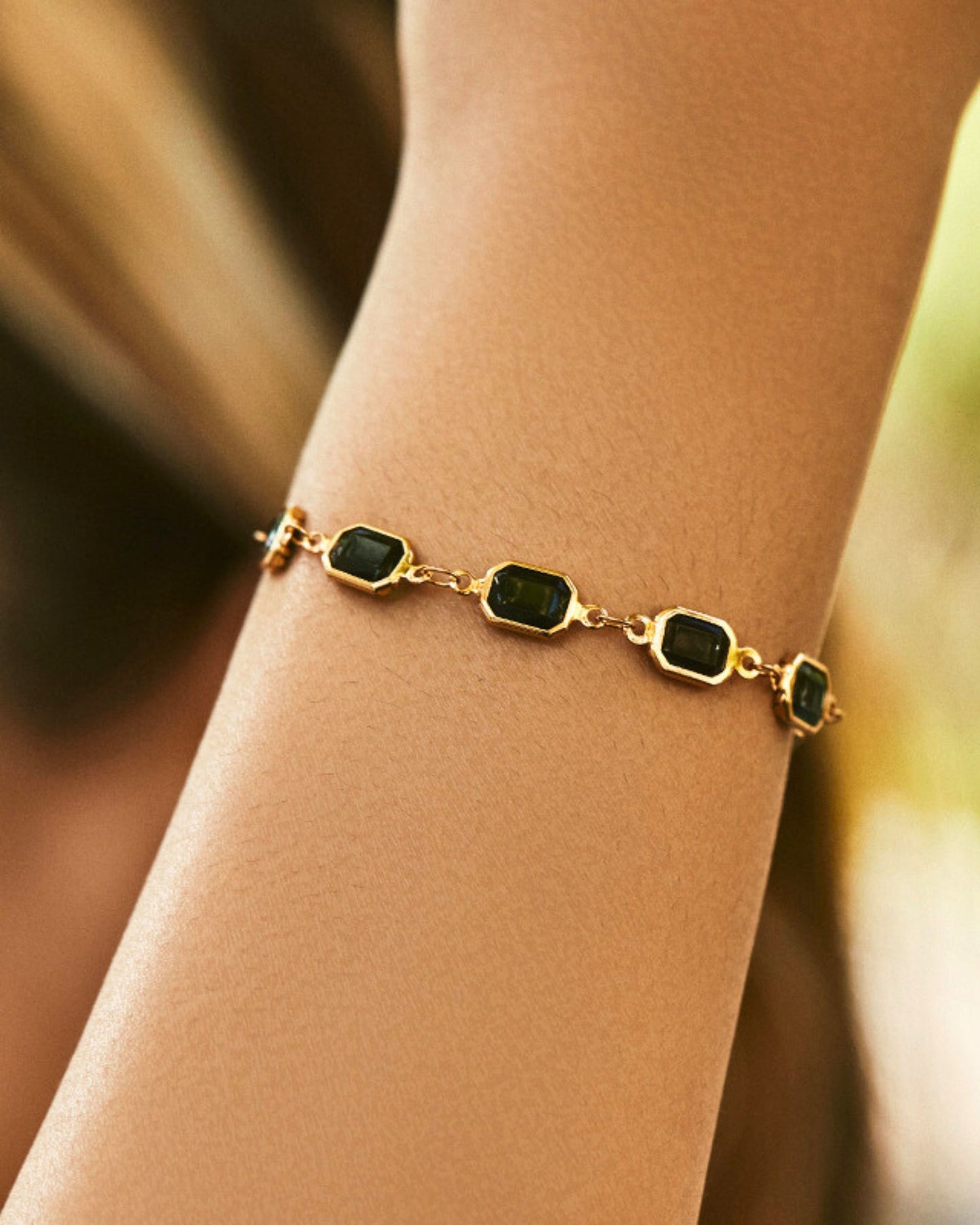 Gold_Verdalia_Bracelet_2