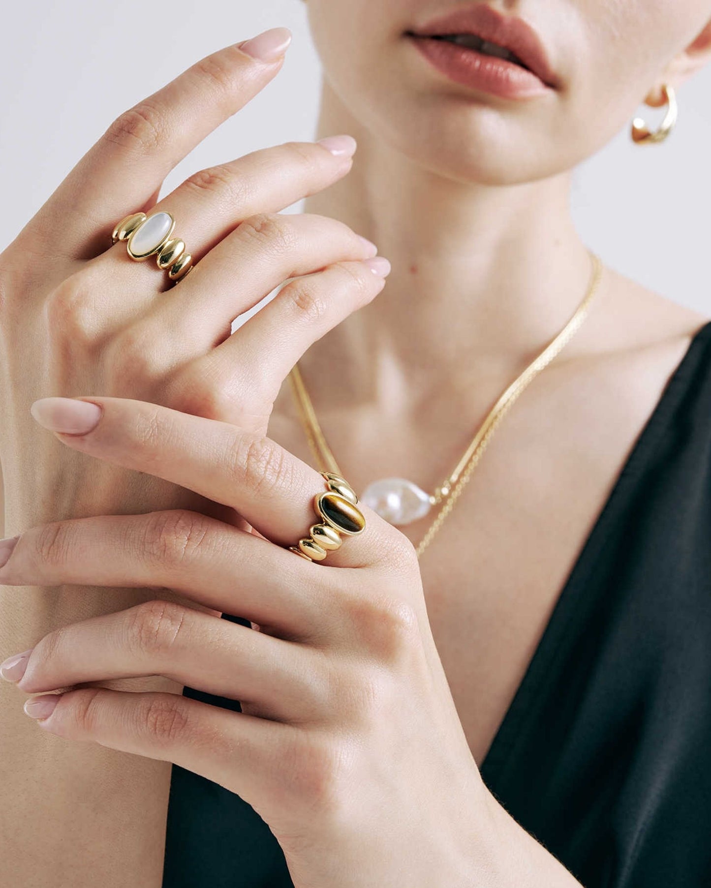 Gold_Victoria_Shell_Ring_2