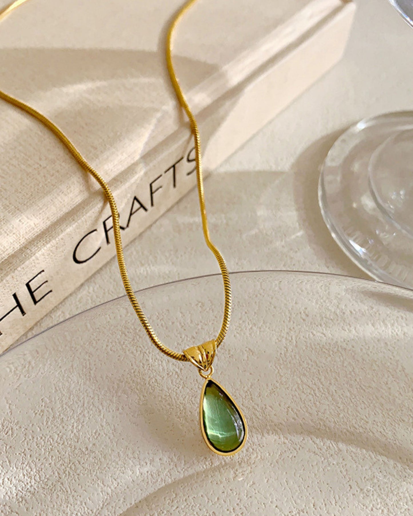 Gold_Water_Drop_Pendant_Necklace_4