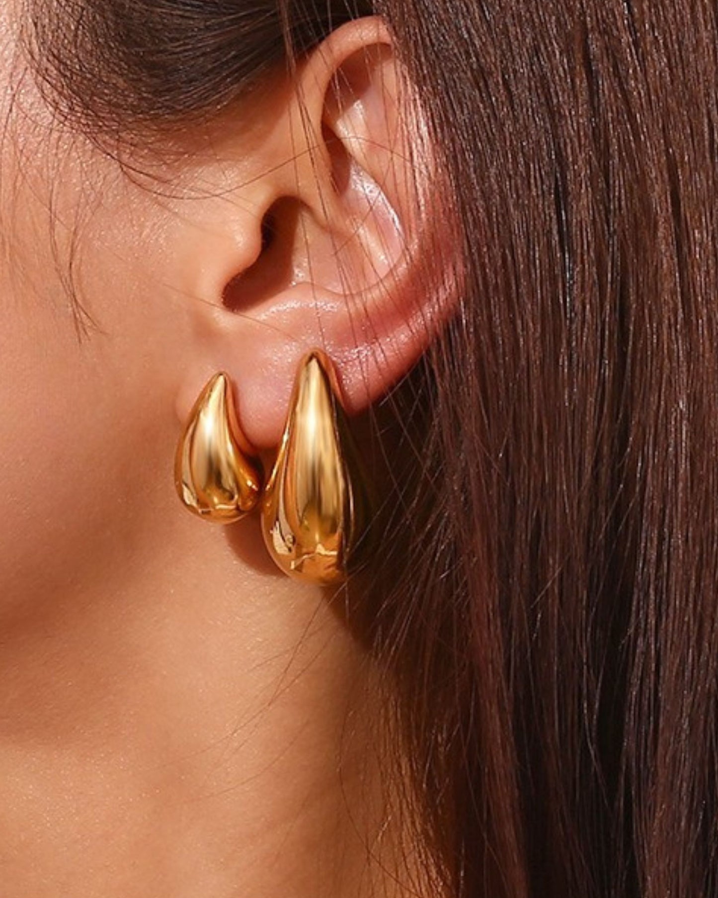 Gold_Water_Drop_Stud_Earrings_9