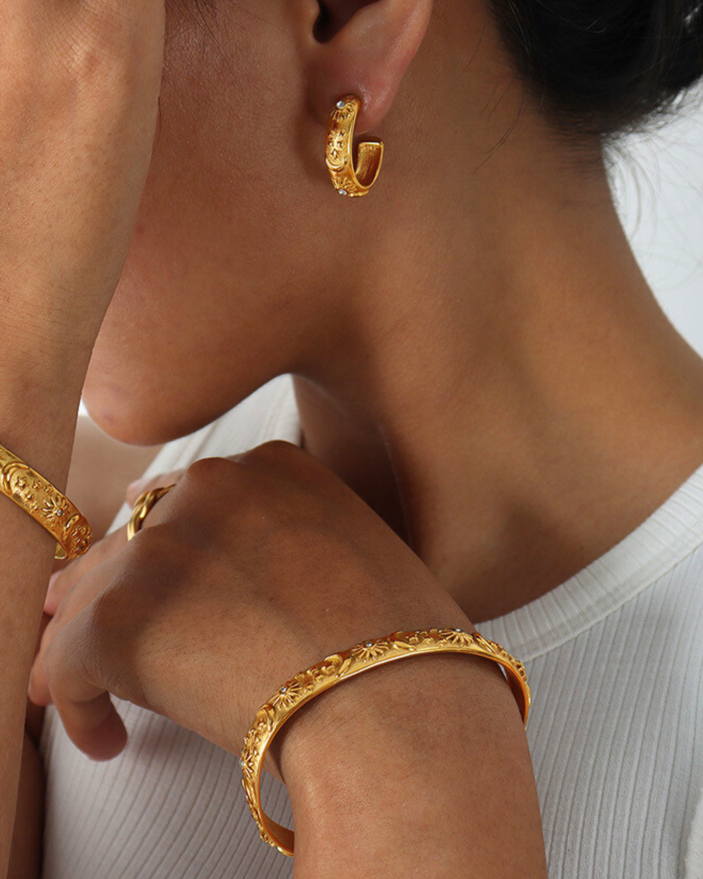 Golden_Celestial_Glow_Hoop_Earrings_5