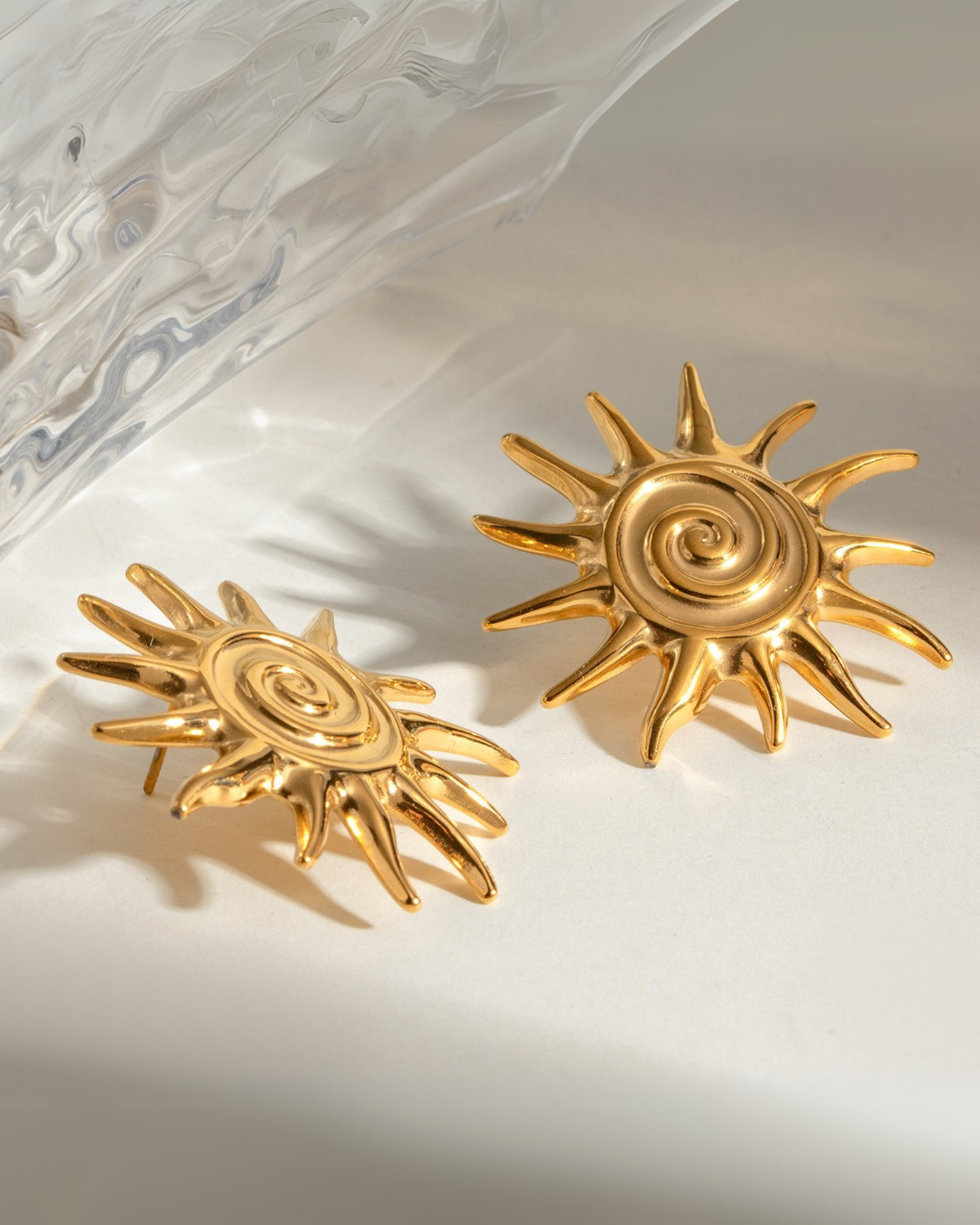 Golden_Sunflare_Stud_Earrings_2