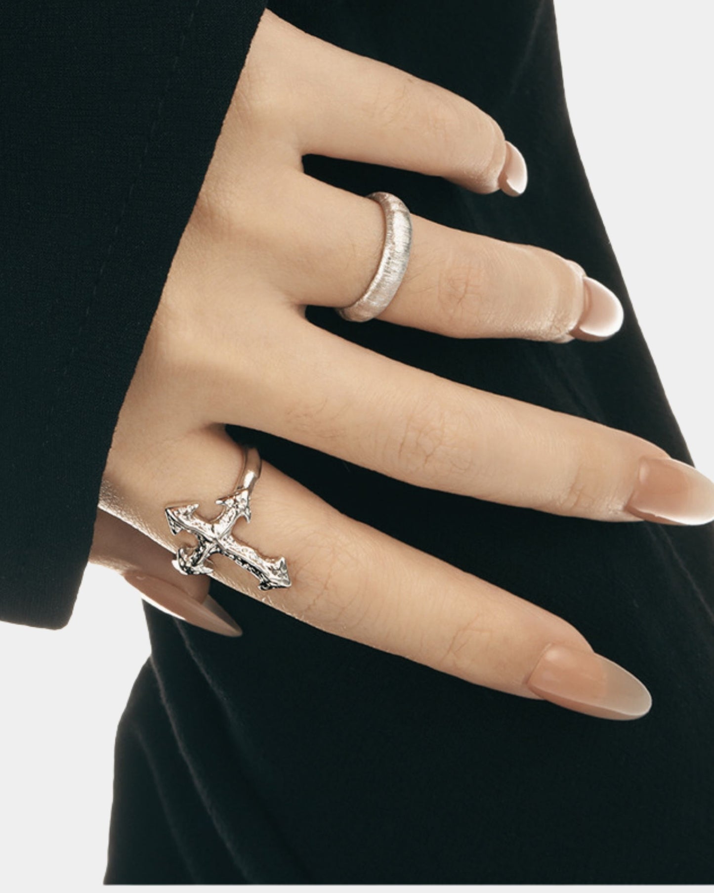 Silver_Arden_Cross_Ring_2