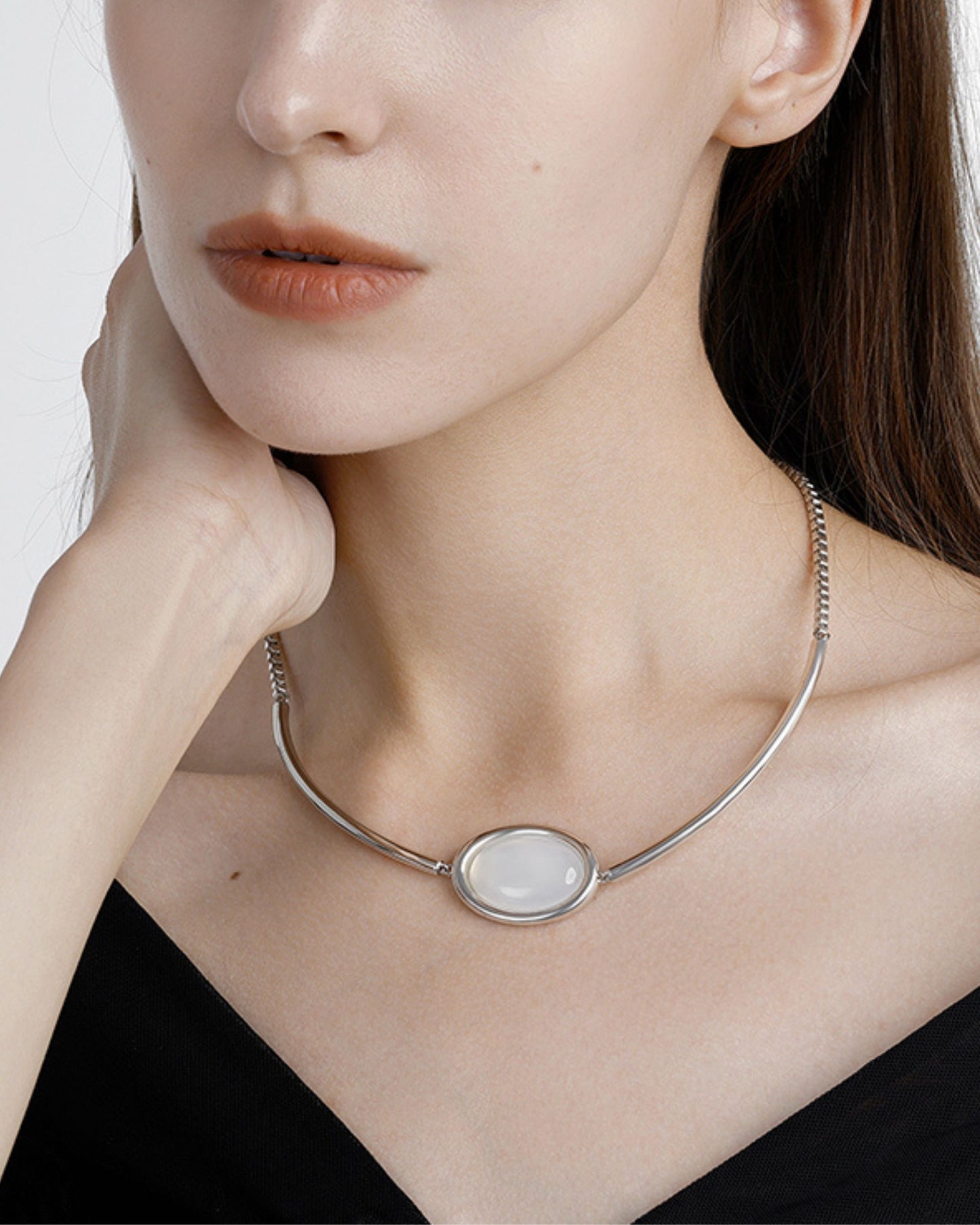 Silver_Astra_Vale_Necklace_3