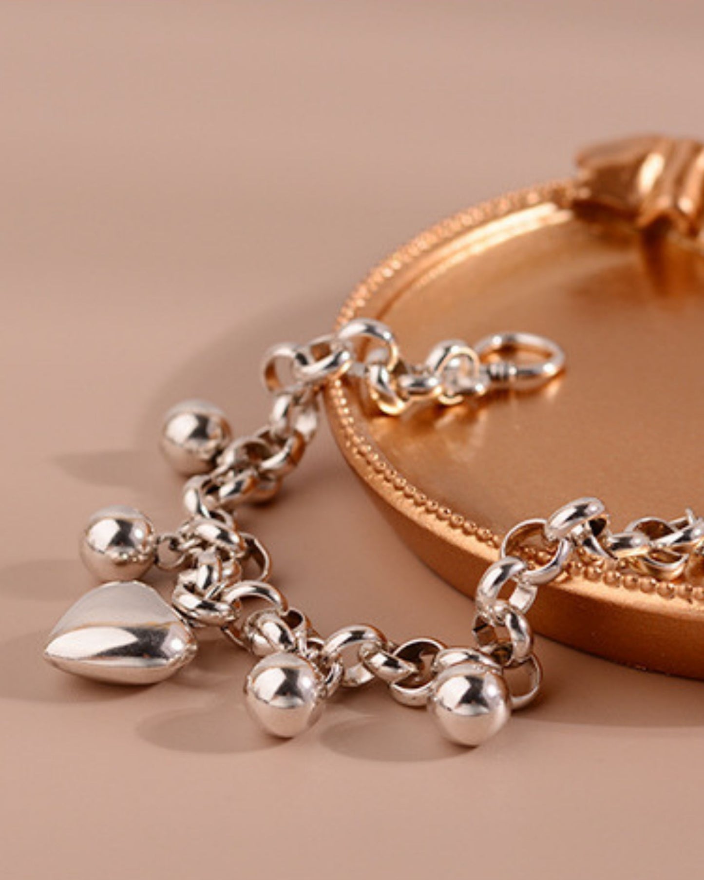 Silver_Bellheart_Charm_Bracelet_3