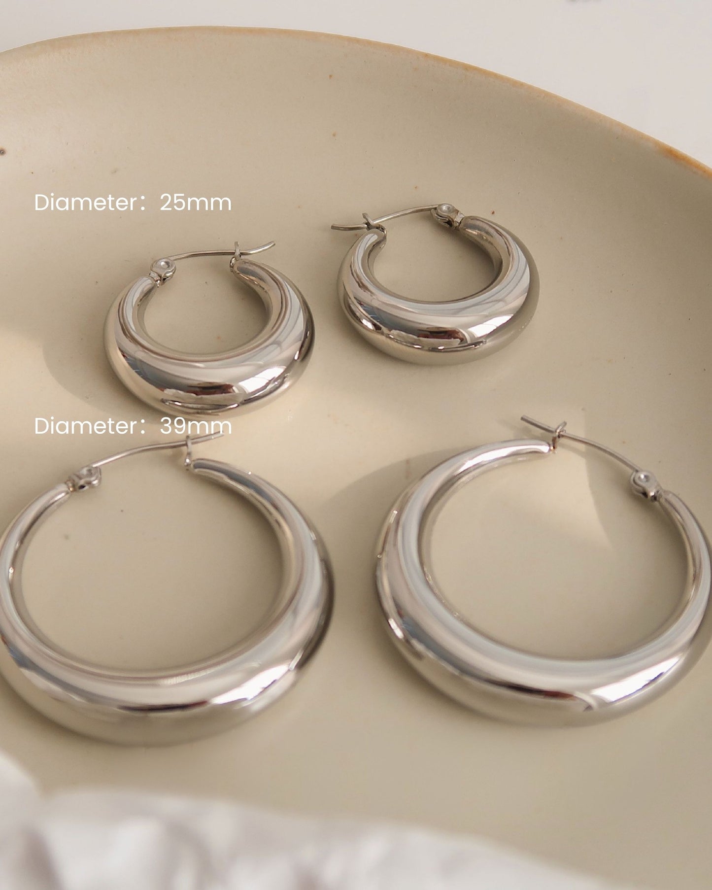 Silver_Chunky_Hoop_Earrings_1