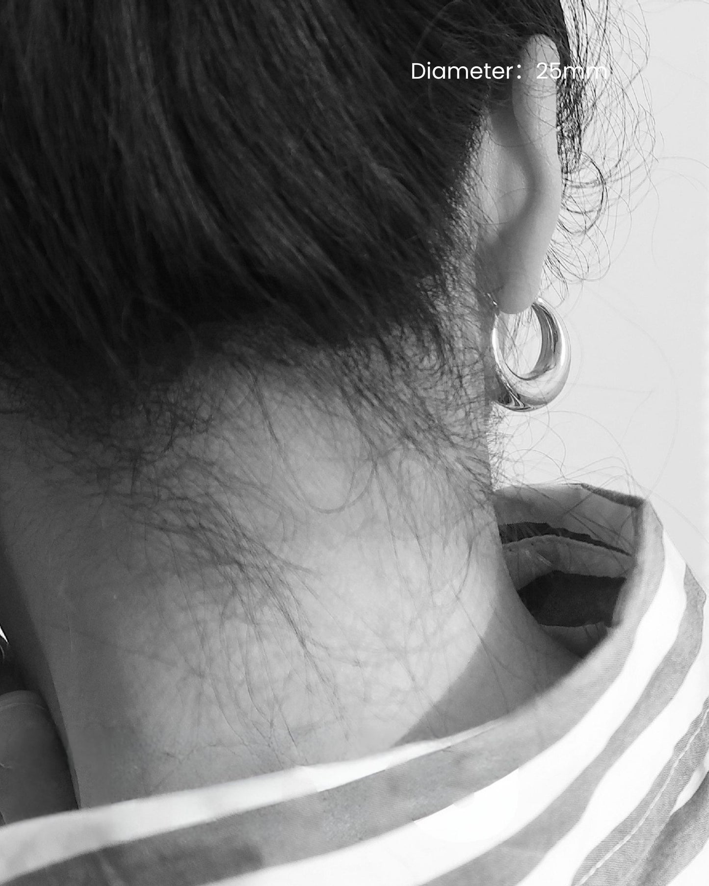 Silver_Chunky_Hoop_Earrings_2