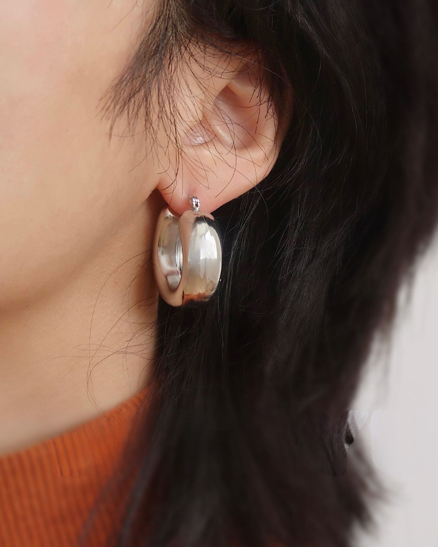 Silver_Chunky_Square_Hoop_Earrings_2