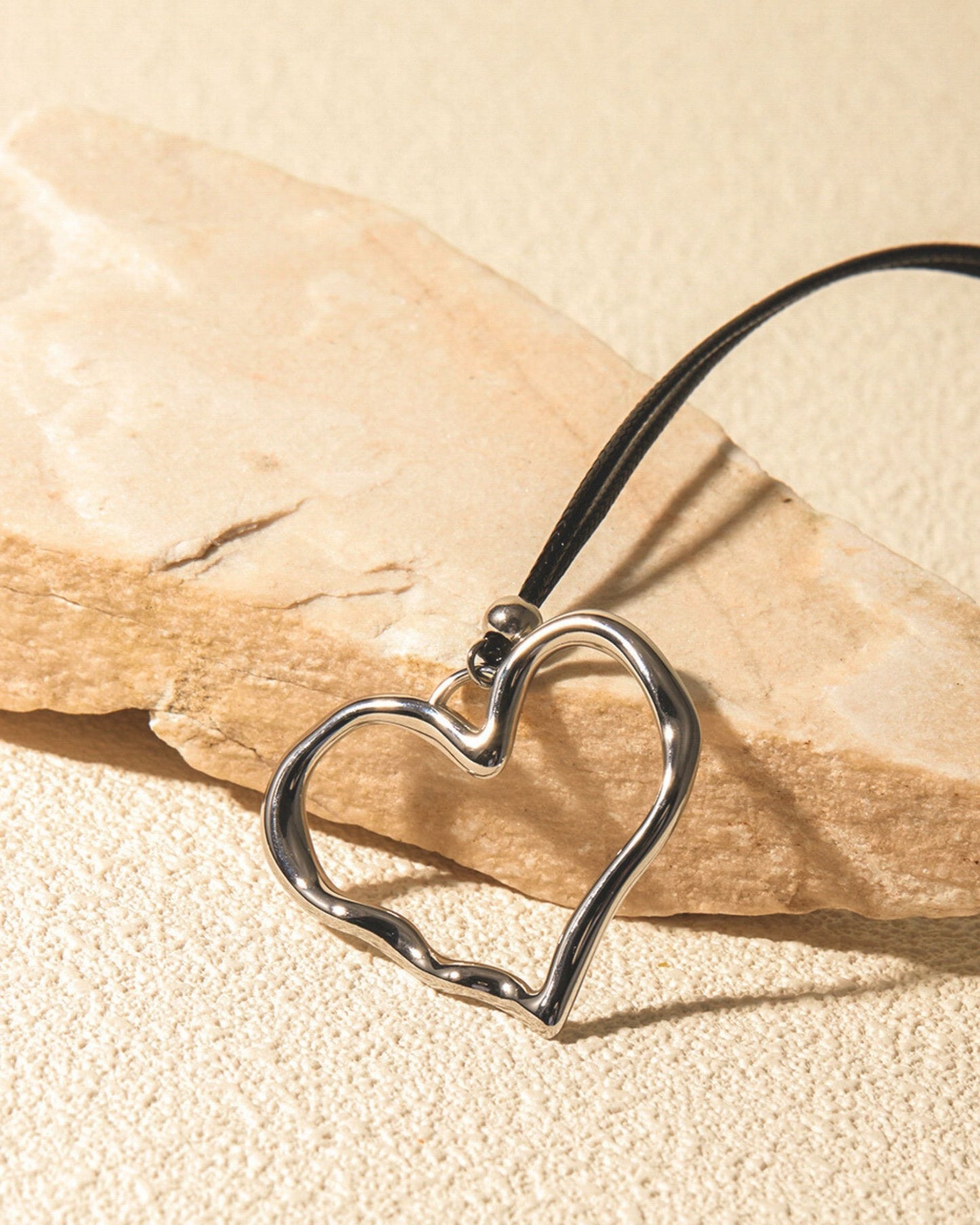 Silver_Heart_Cord_Necklace_3