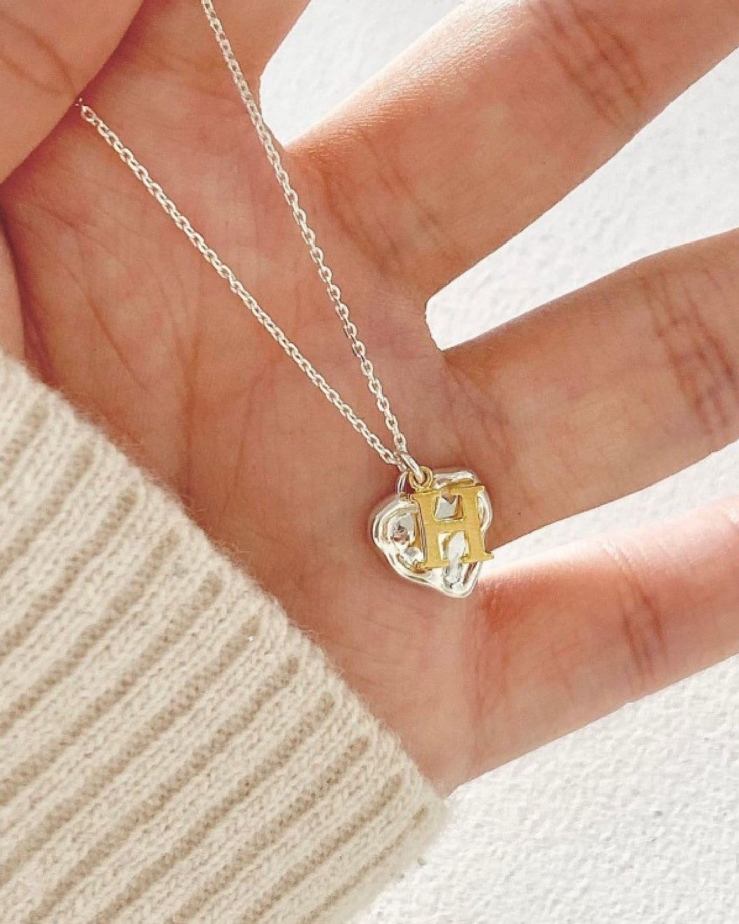 Silver_Ivy_Initial_Necklace_1