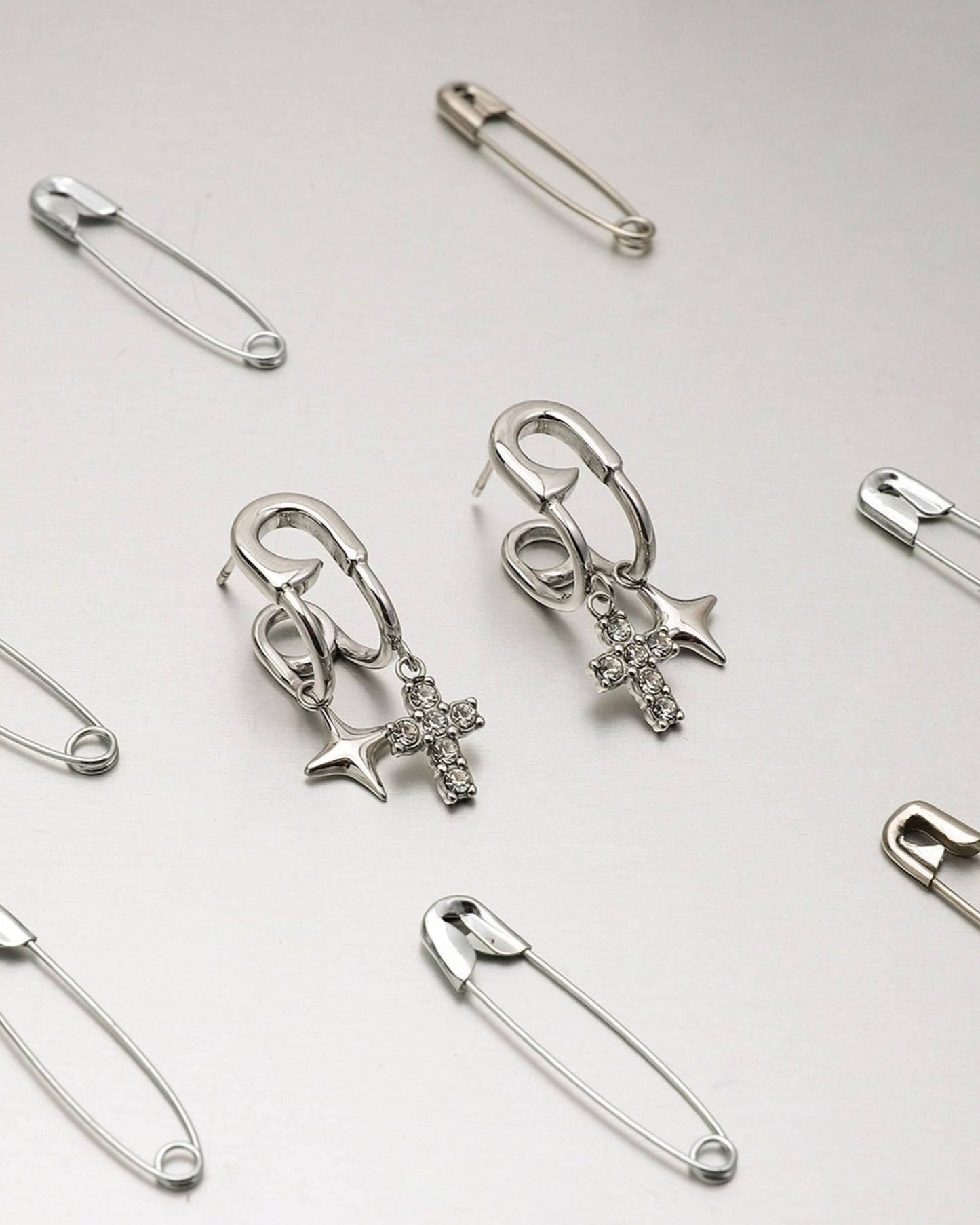 Silver_MoonCross_Link_Earrings_3
