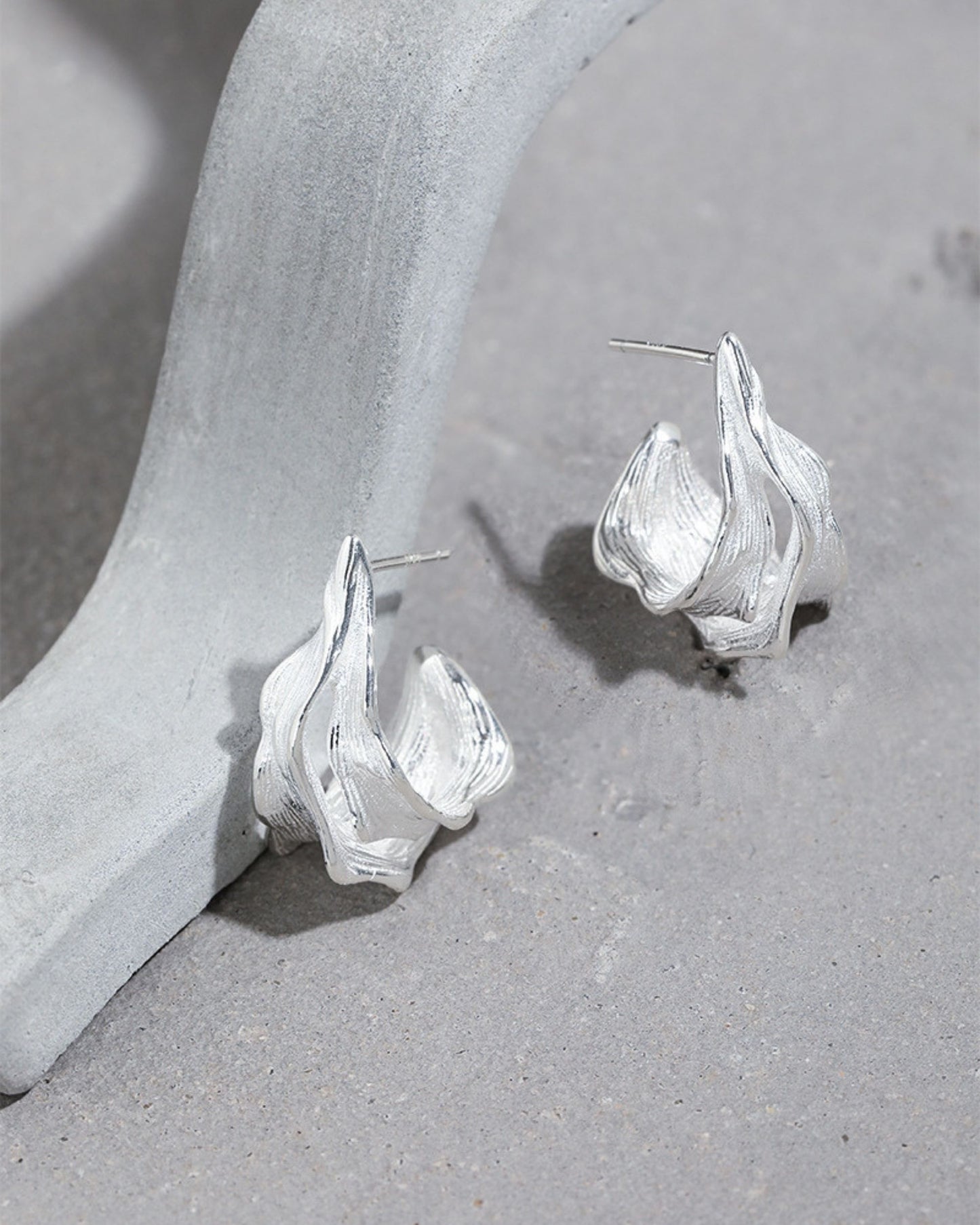 Silver_Ripple_Hoop_Earrings_1