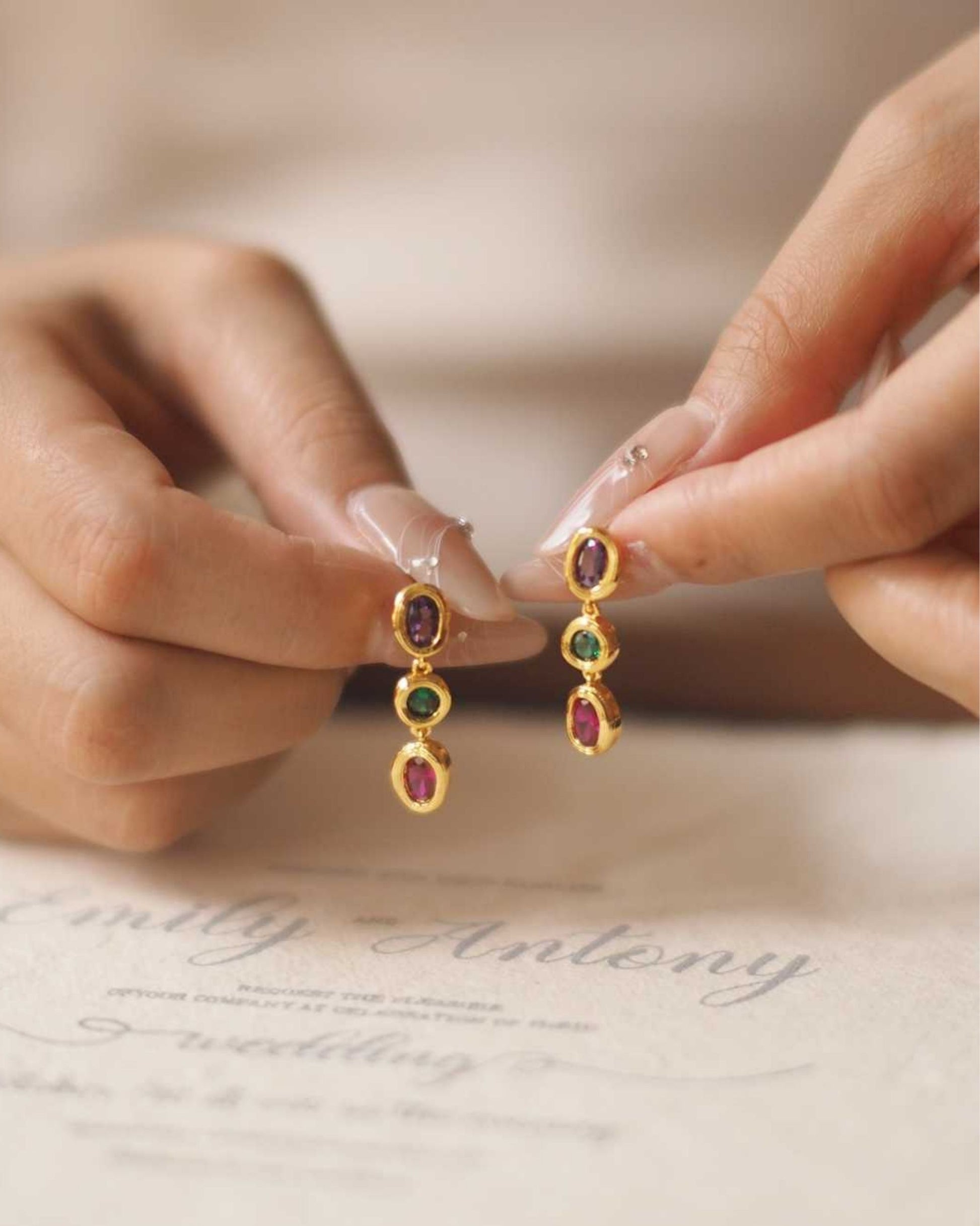 Gold_Aluna_Prism_Earrings_6