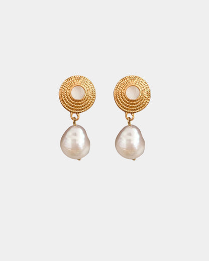 Gold_Arl_sienne_Pearl_Earrings_1
