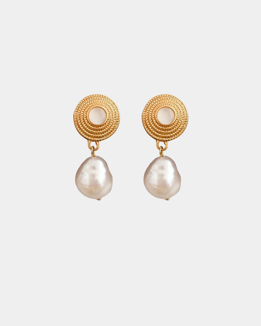 Gold_Arl_sienne_Pearl_Earrings_1