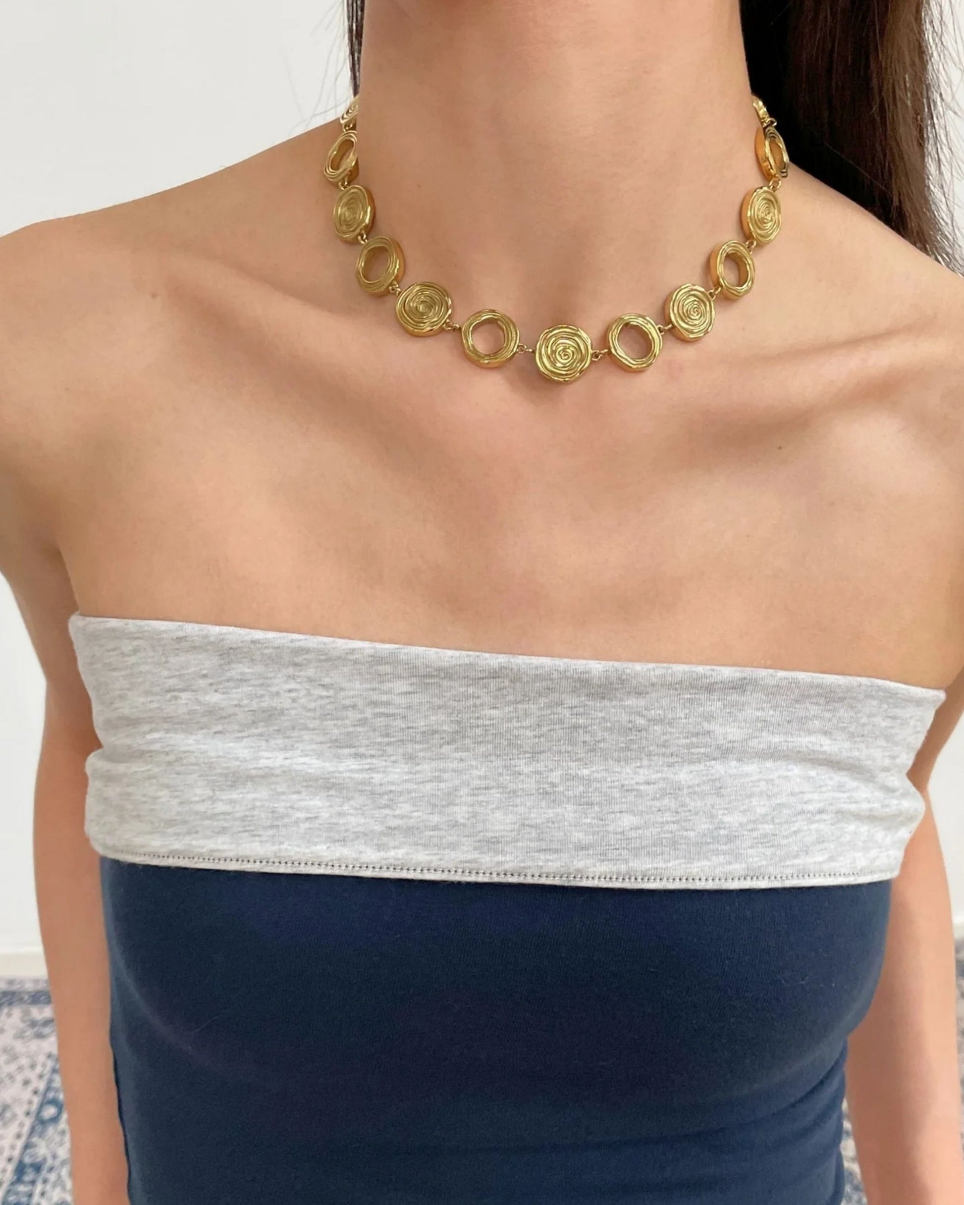 Gold_Bold_Chain_Necklace_Set_3