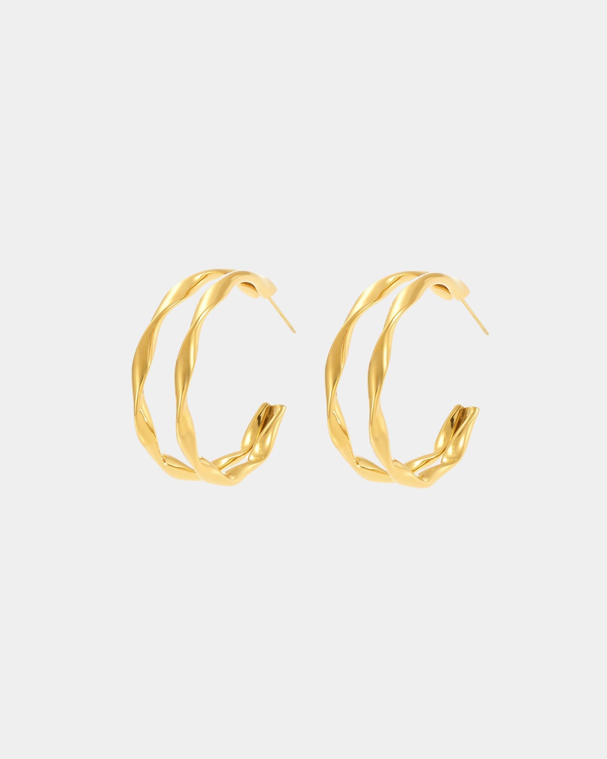 Gold_Clueless_Curve_Earrings_1