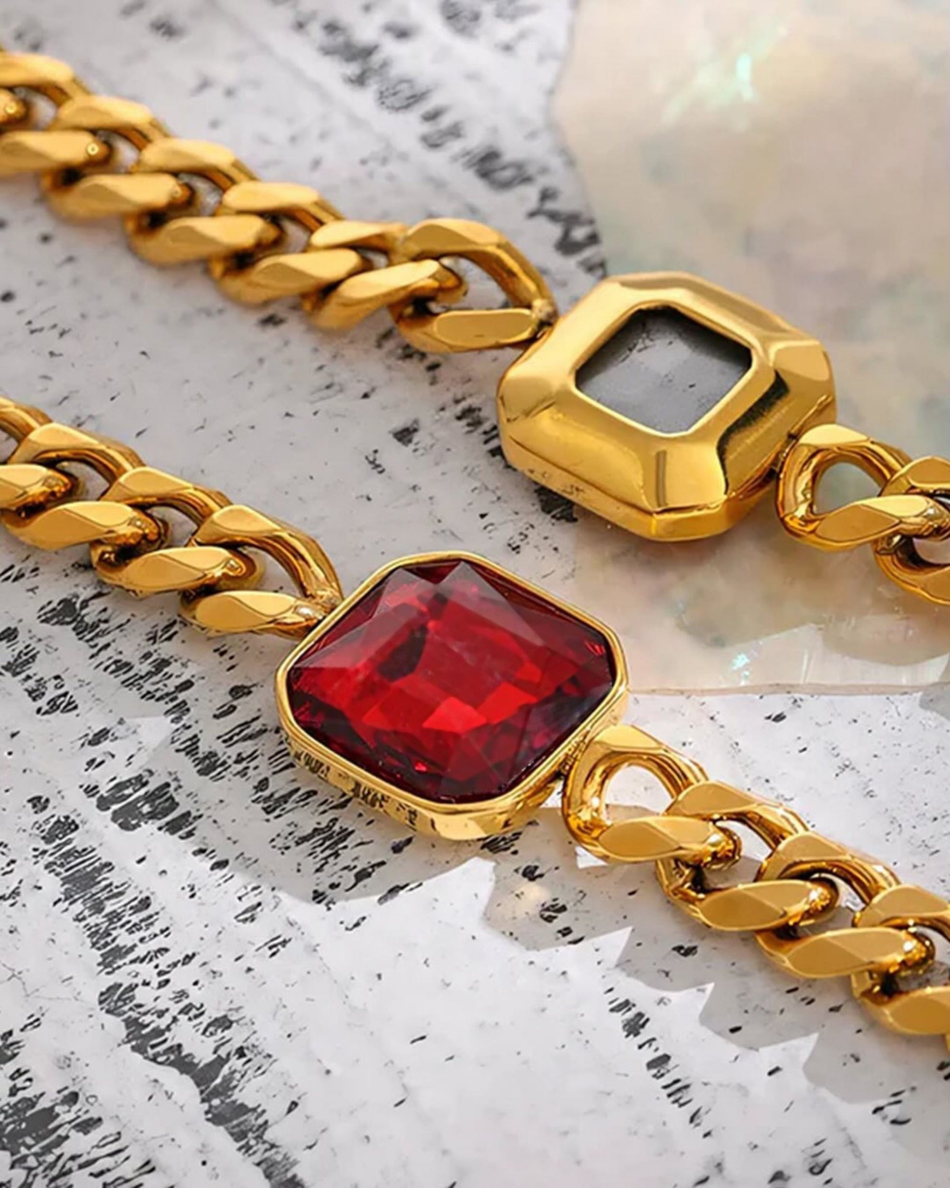 Gold_Dahlia_Blaze_Bracelet_3