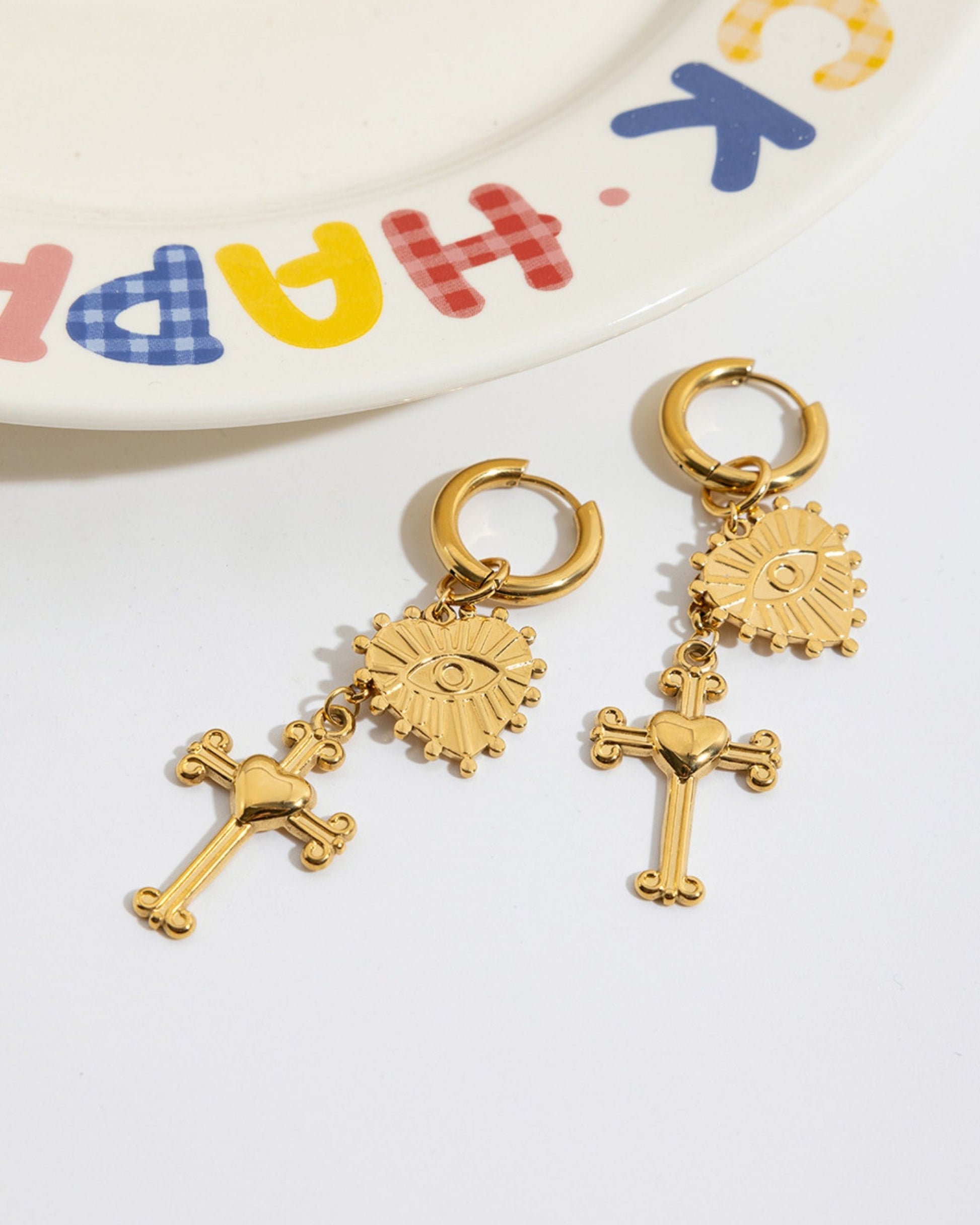 Gold_Devil_Kiss_Earrings_4