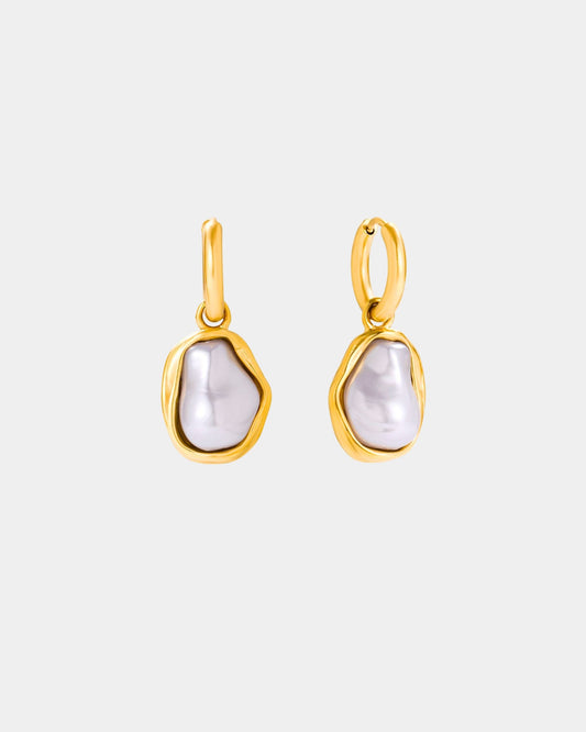 Gold_Doris_Pearl_Earrings_1