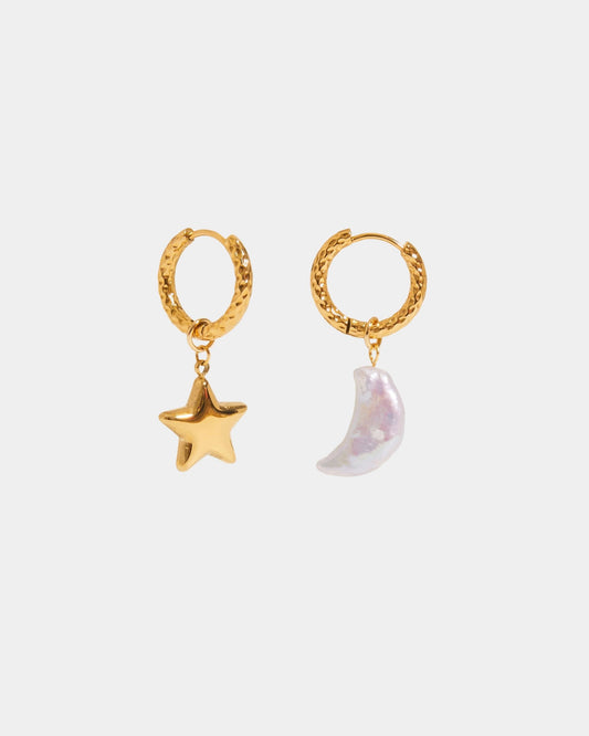 Gold_Dreamy_Hoop_Earrings_1