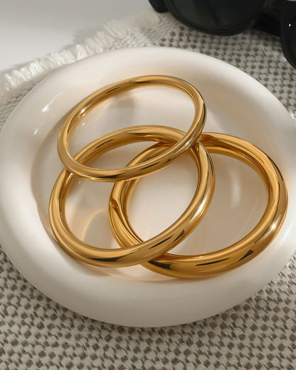 Gold_Elise_Line_Bangle_6