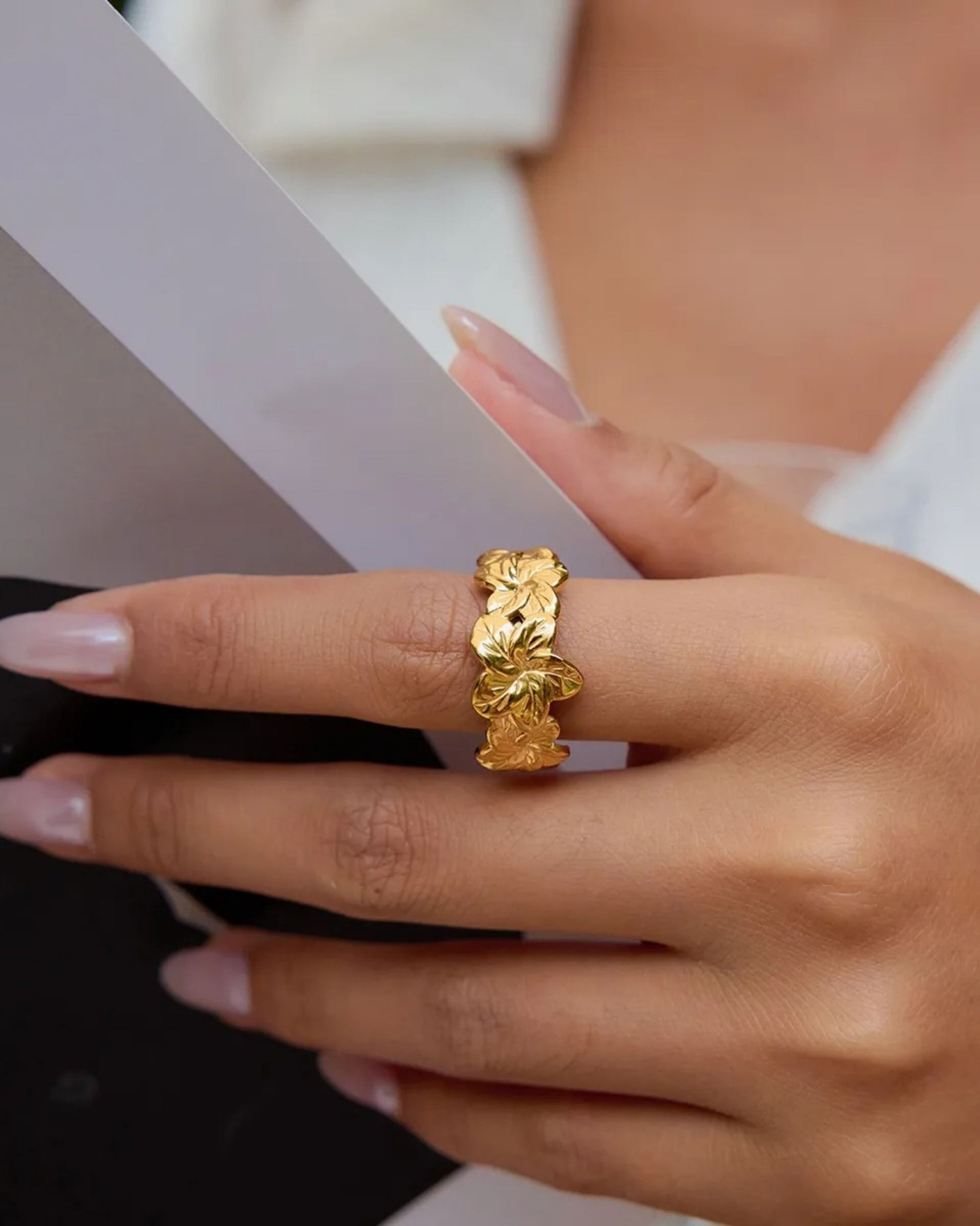 Gold_Elowen_Leaf_Ring_3