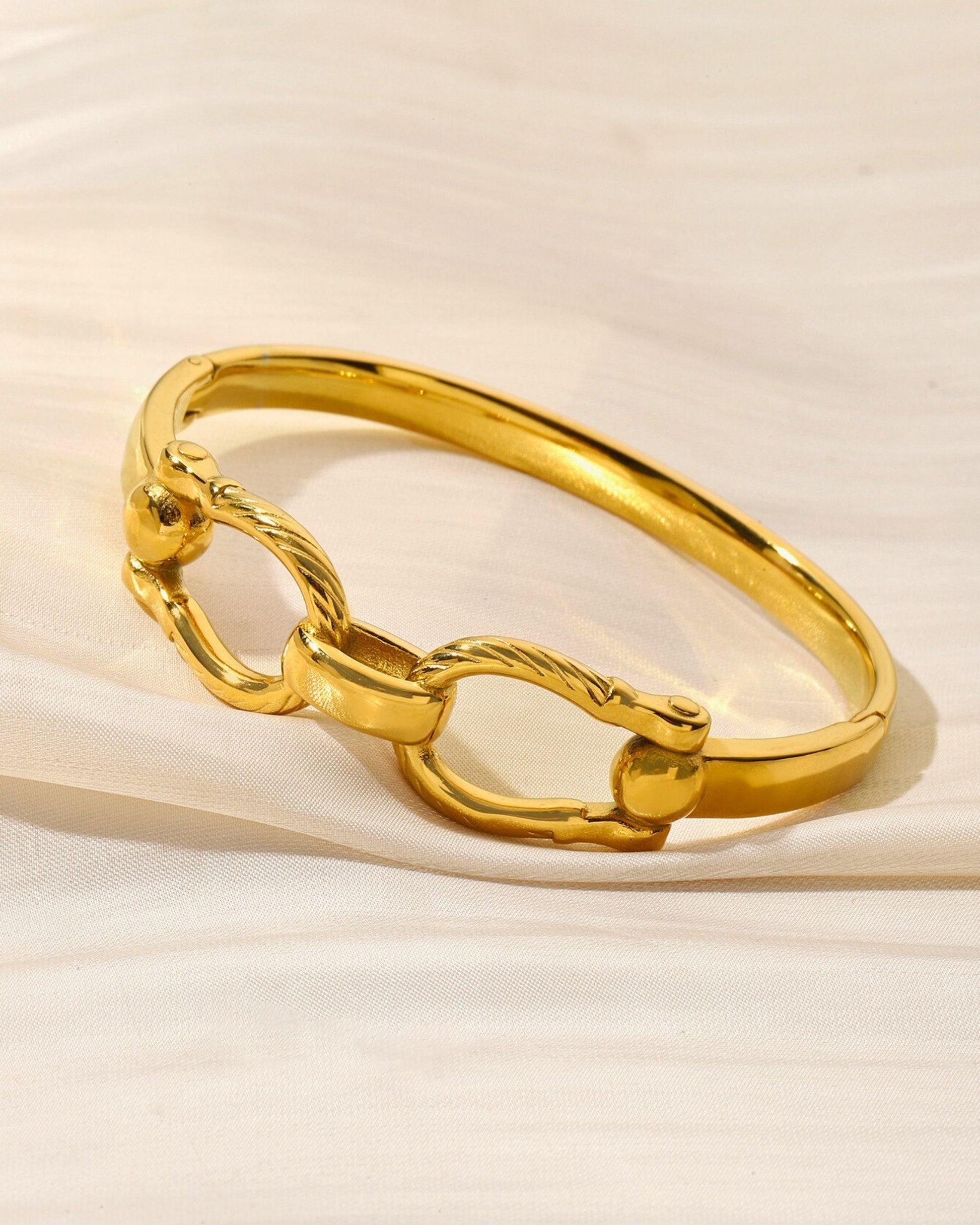 Gold_Equestria_Link_Bangle_3