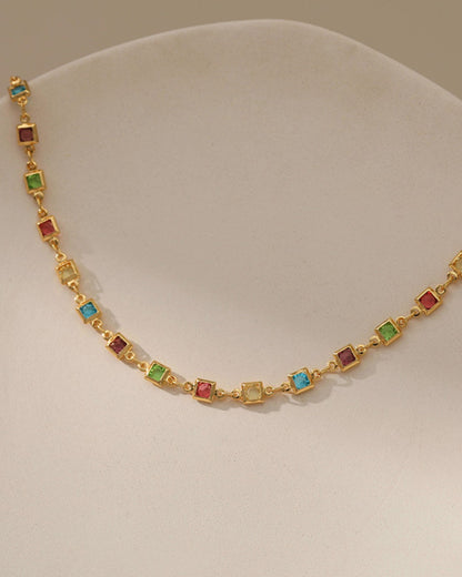 Gold_Hazel_Square_Necklace_3