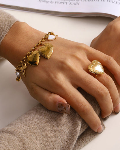 Gold_Heart_Locket_Charm_Bracelet_2