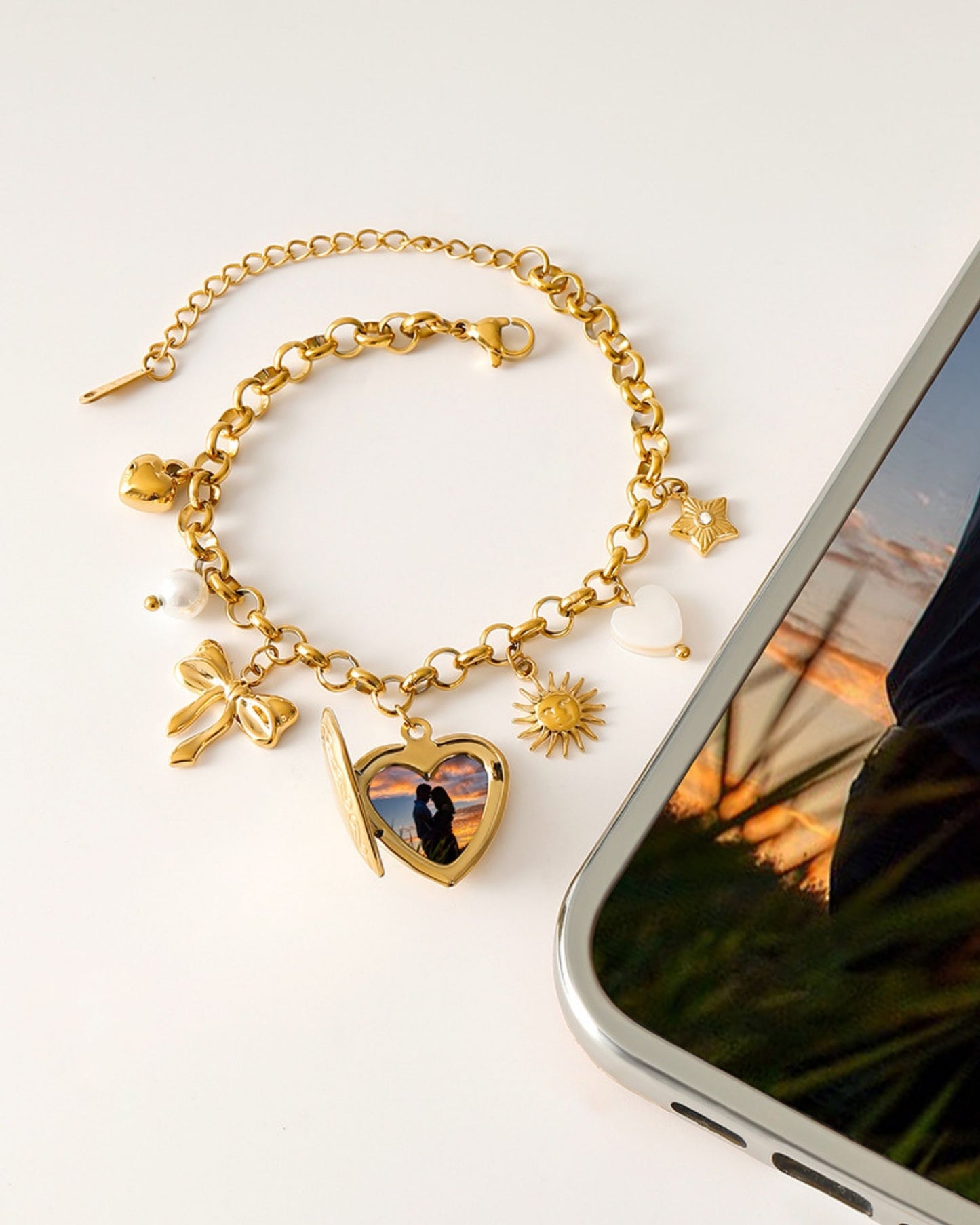 Gold_Heart_Locket_Charm_Bracelet_3