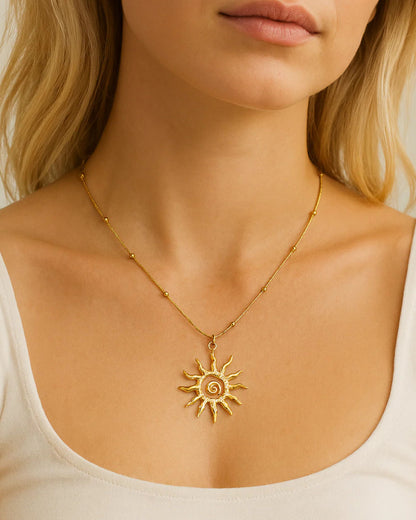 Gold_Helios_Glow_Pendant_Necklace_2