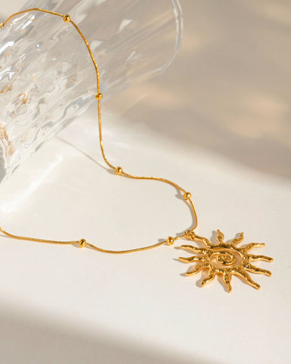 Gold_Helios_Glow_Pendant_Necklace_5
