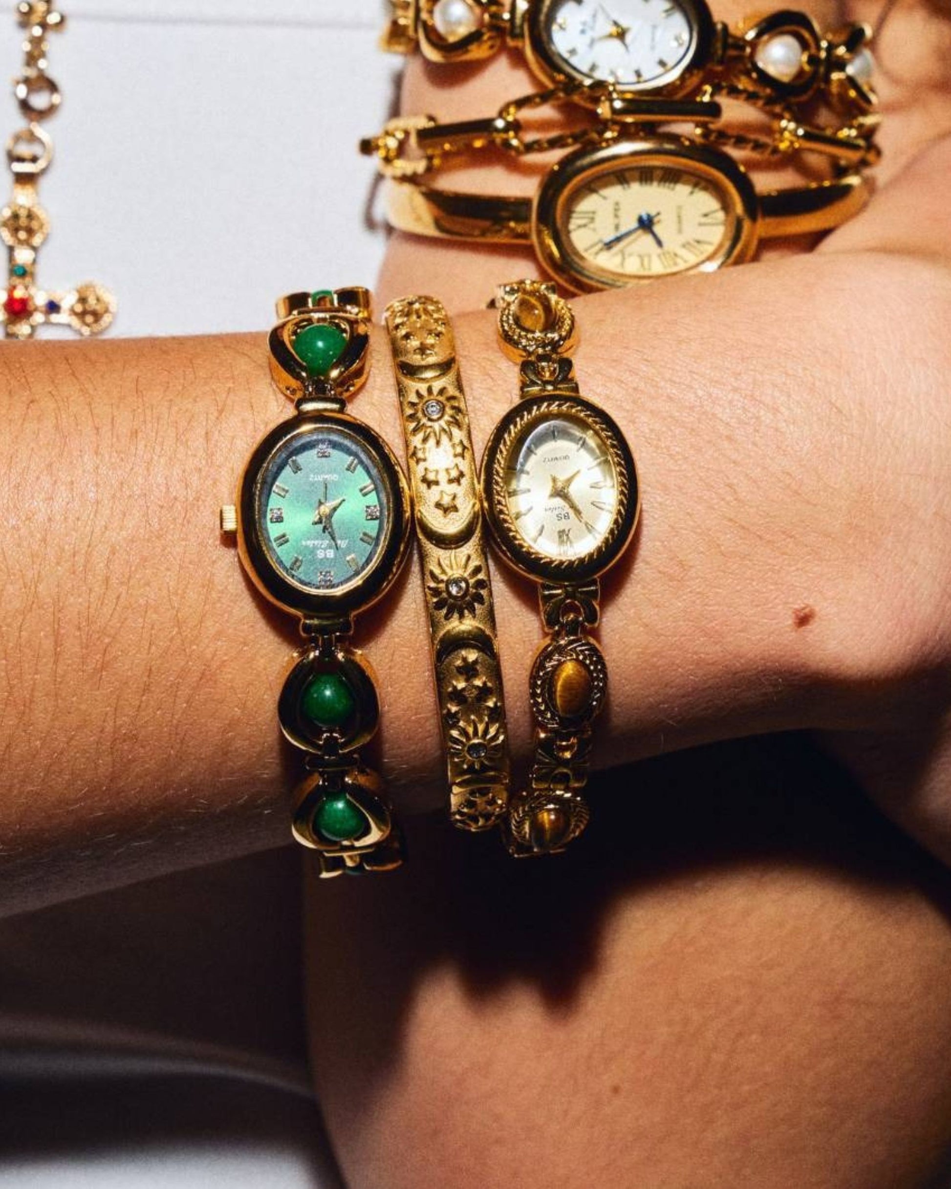 Gold_Hera_Tiger_s_Eye_Watch_Bracelet_2