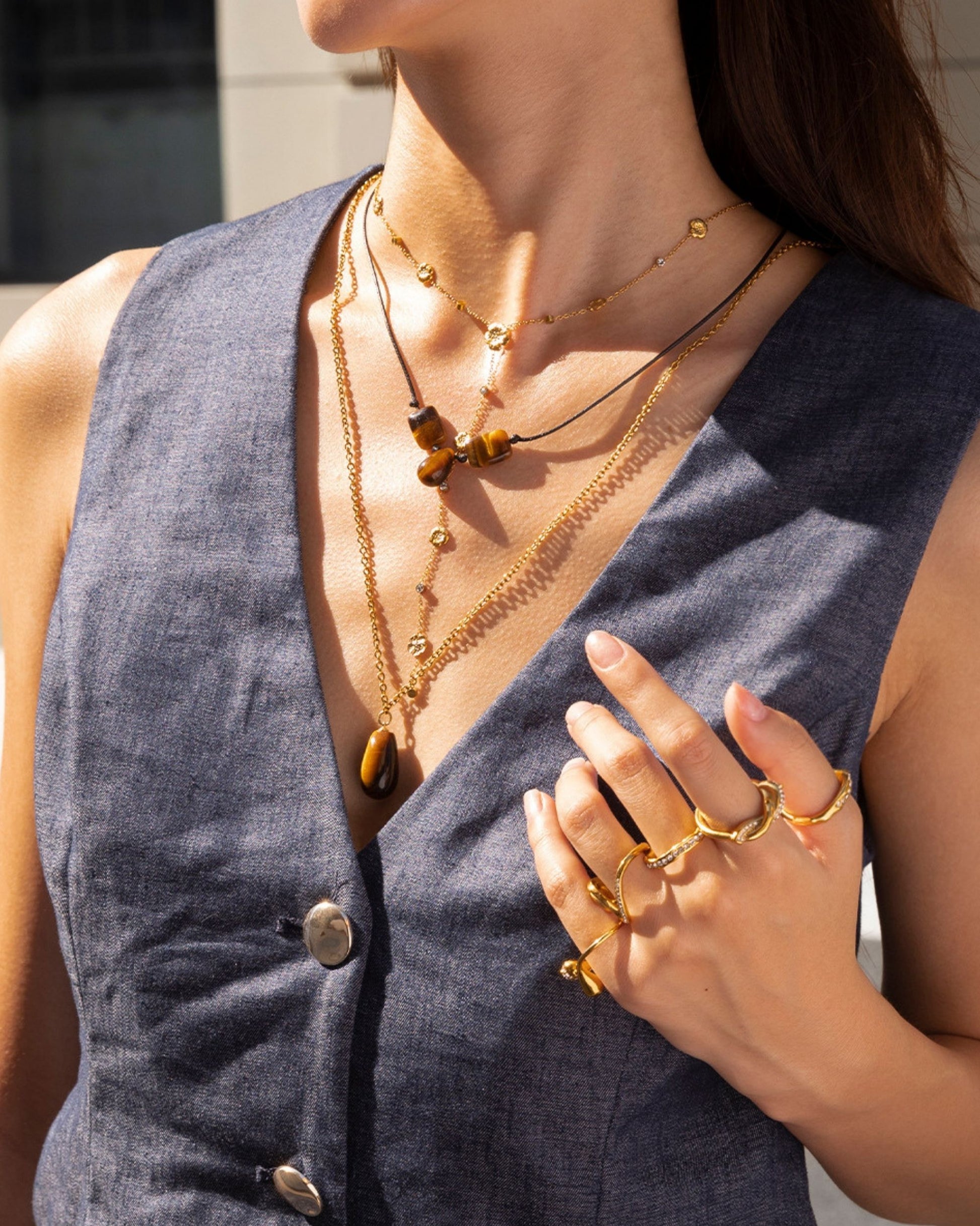 Gold_Hollow_Root_Necklace_3