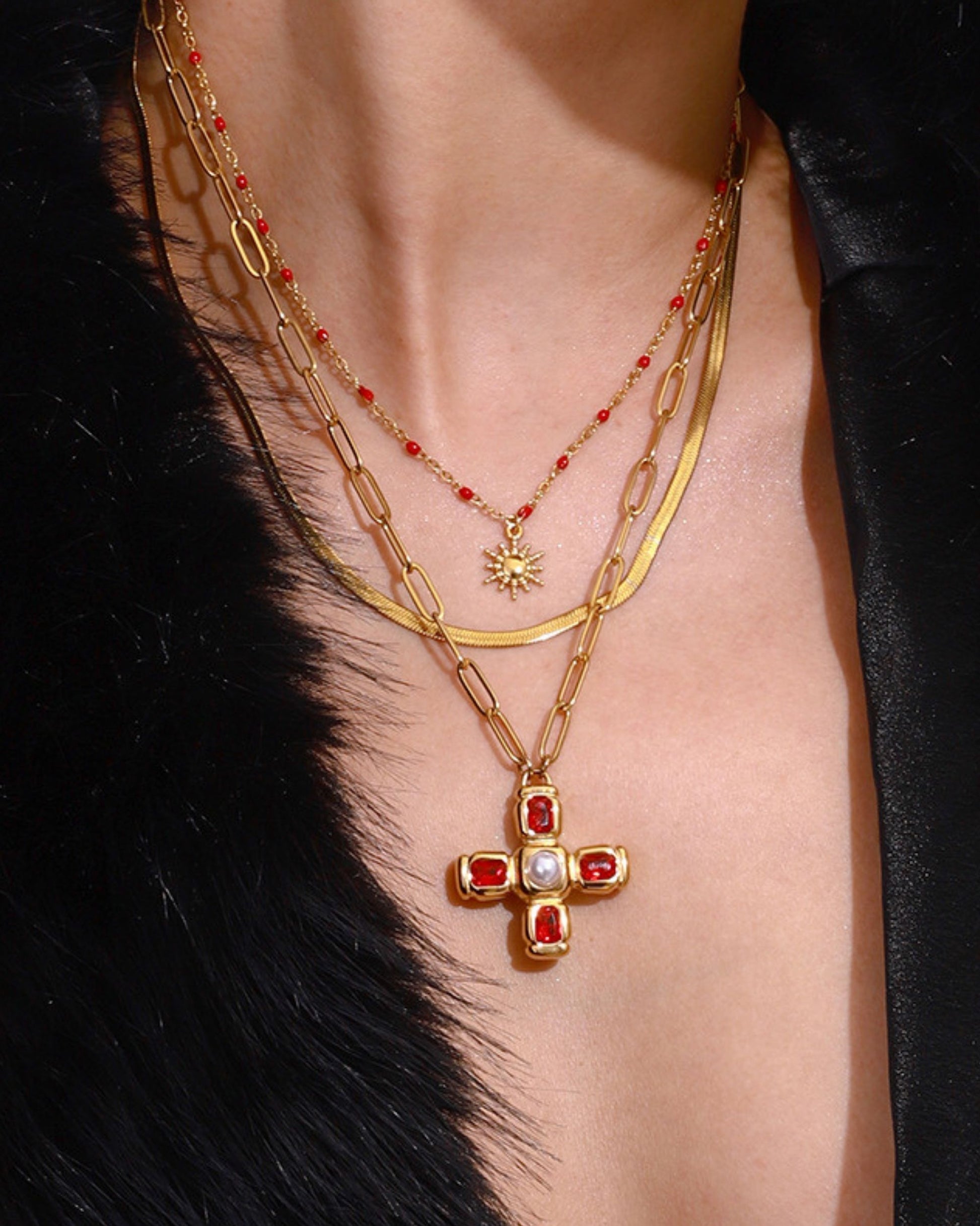 Gold_Juliet_Cross_Necklace_2