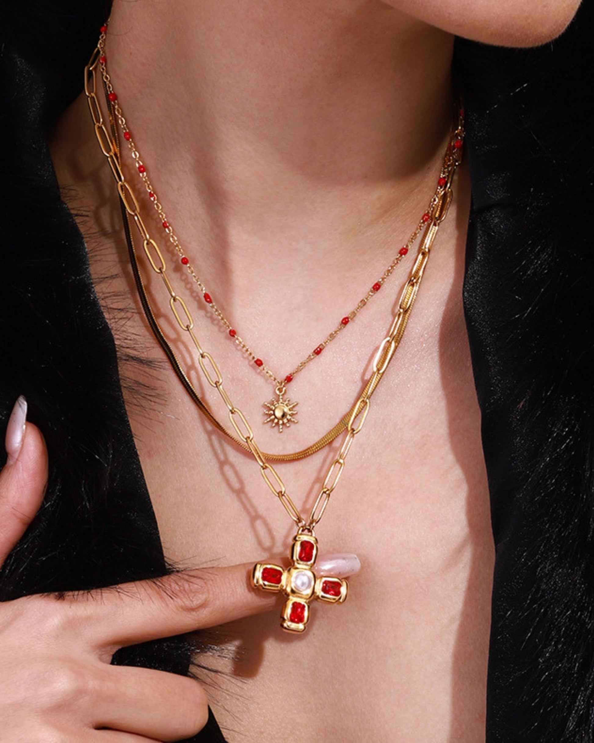 Gold_Juliet_Cross_Necklace_3